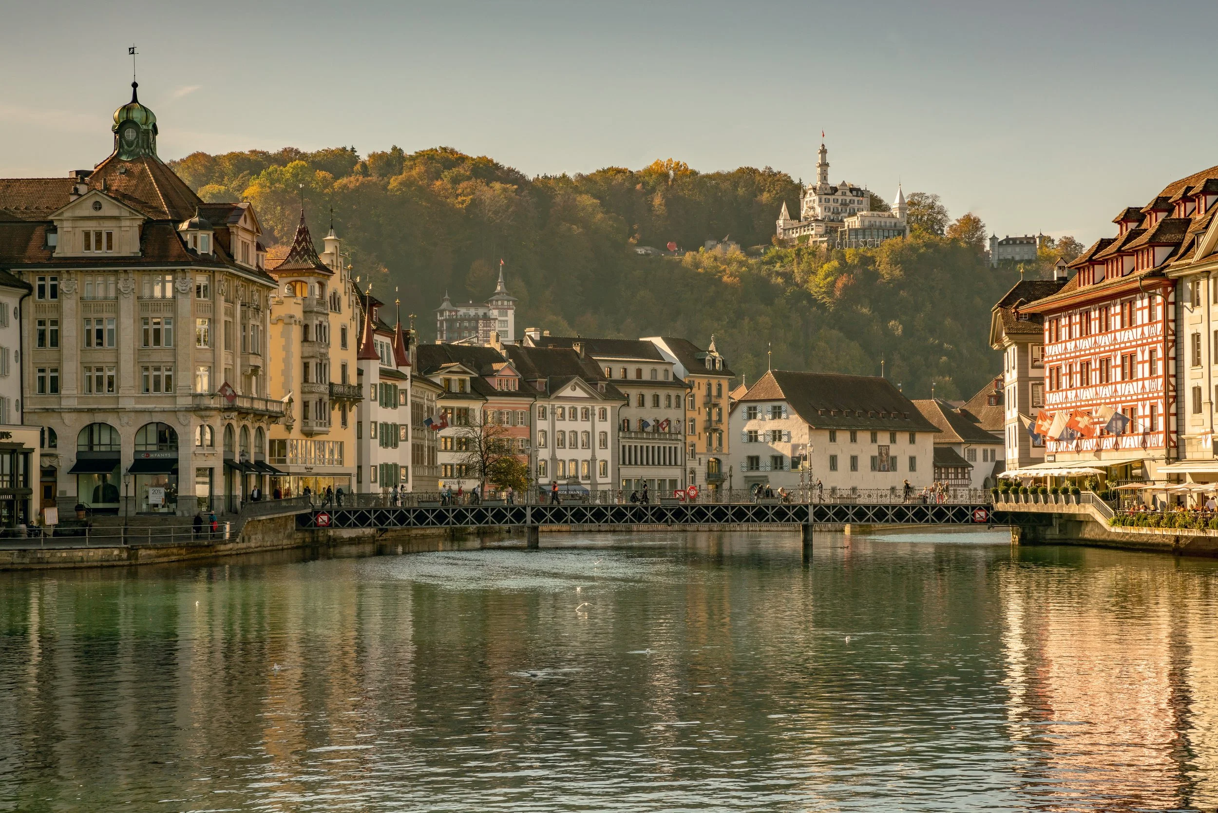 copy-ST_3x2_Lucerne-Old-Town-with-Guetsch_44098_1.jpg