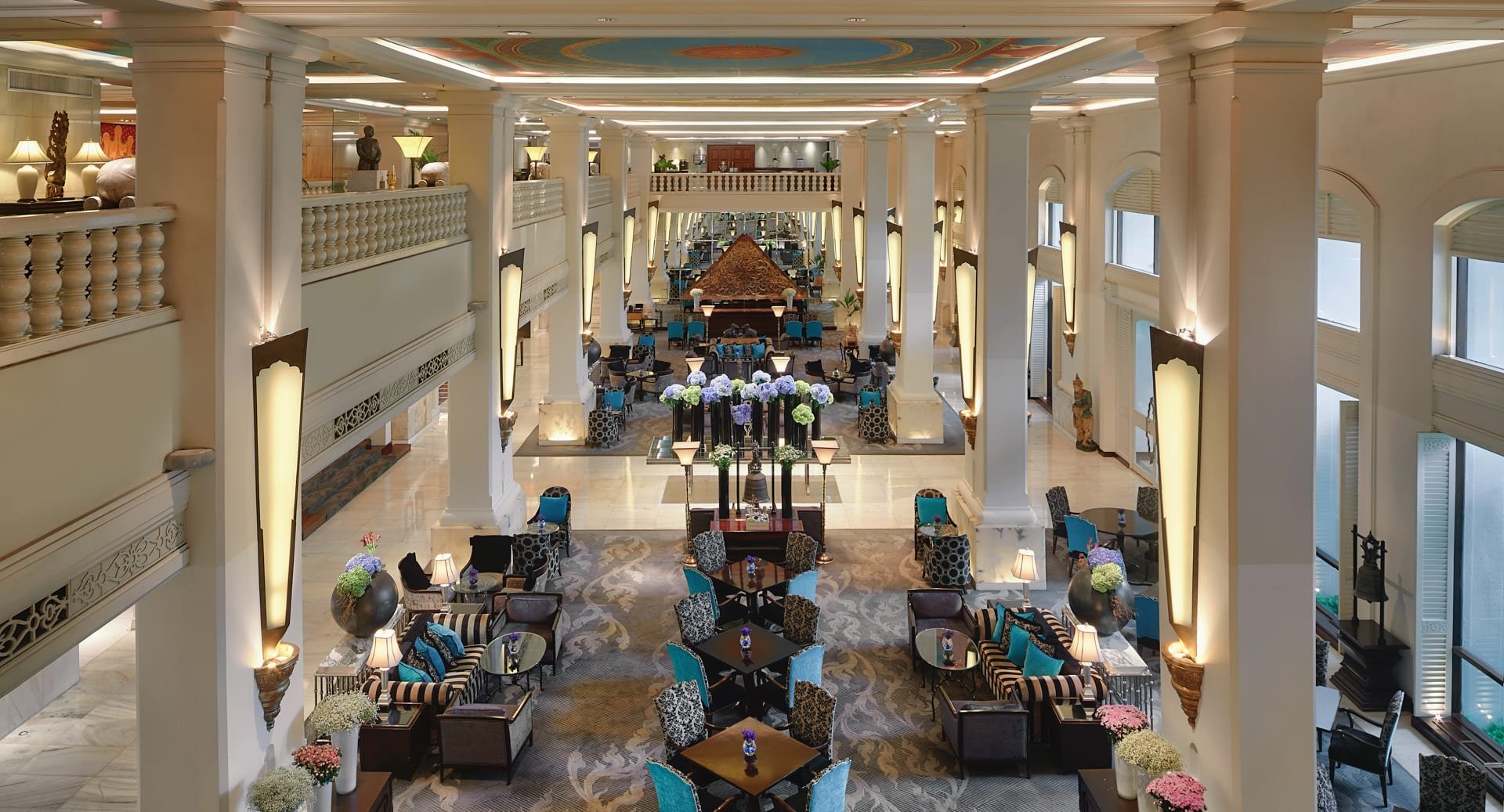 anantara_siam_bangkok_hotel_lobby_2.jpg