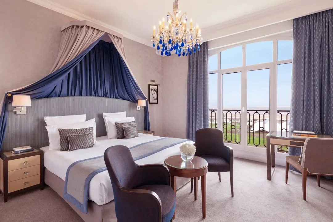 filters_format(webp)_quality(80) (2).webp