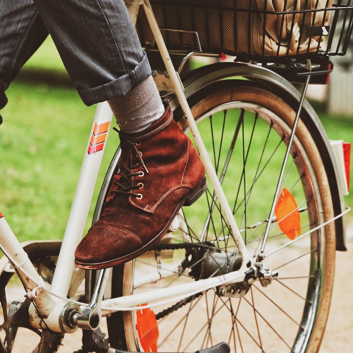 If it's possible, bike to work! While not every job is on location and not every day is the same weather forecast, biking to work has so many benefits. Here are the top 10 benefits of biking to work:

1. Save money.
2. Get fit.
3. Avoid traffic.
4. G