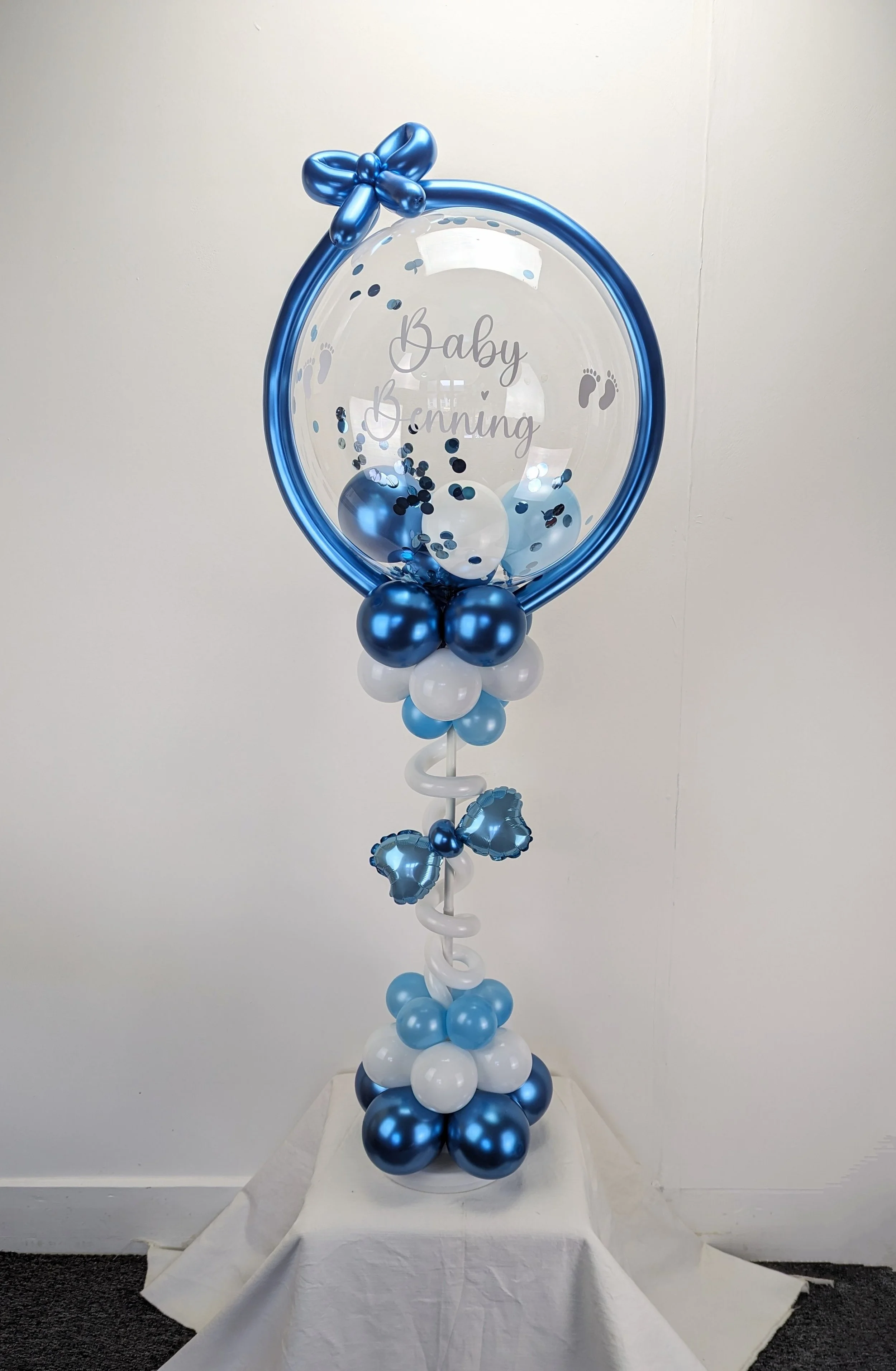 Gumball spiral table display £39