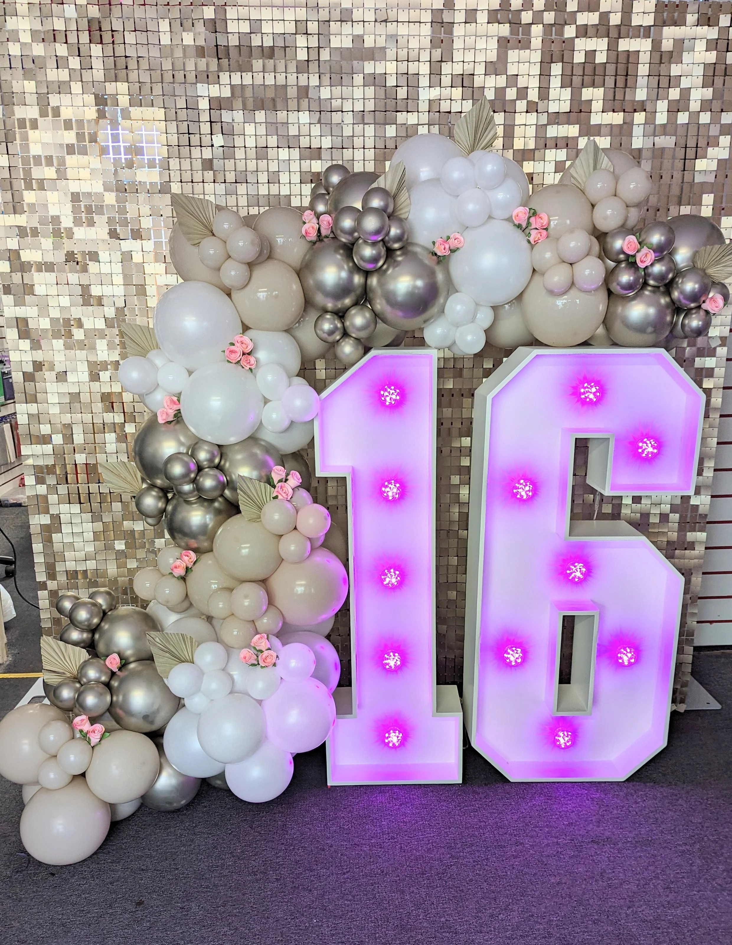 Light up numbers with balloon garland
From £140 (Deposit Required)