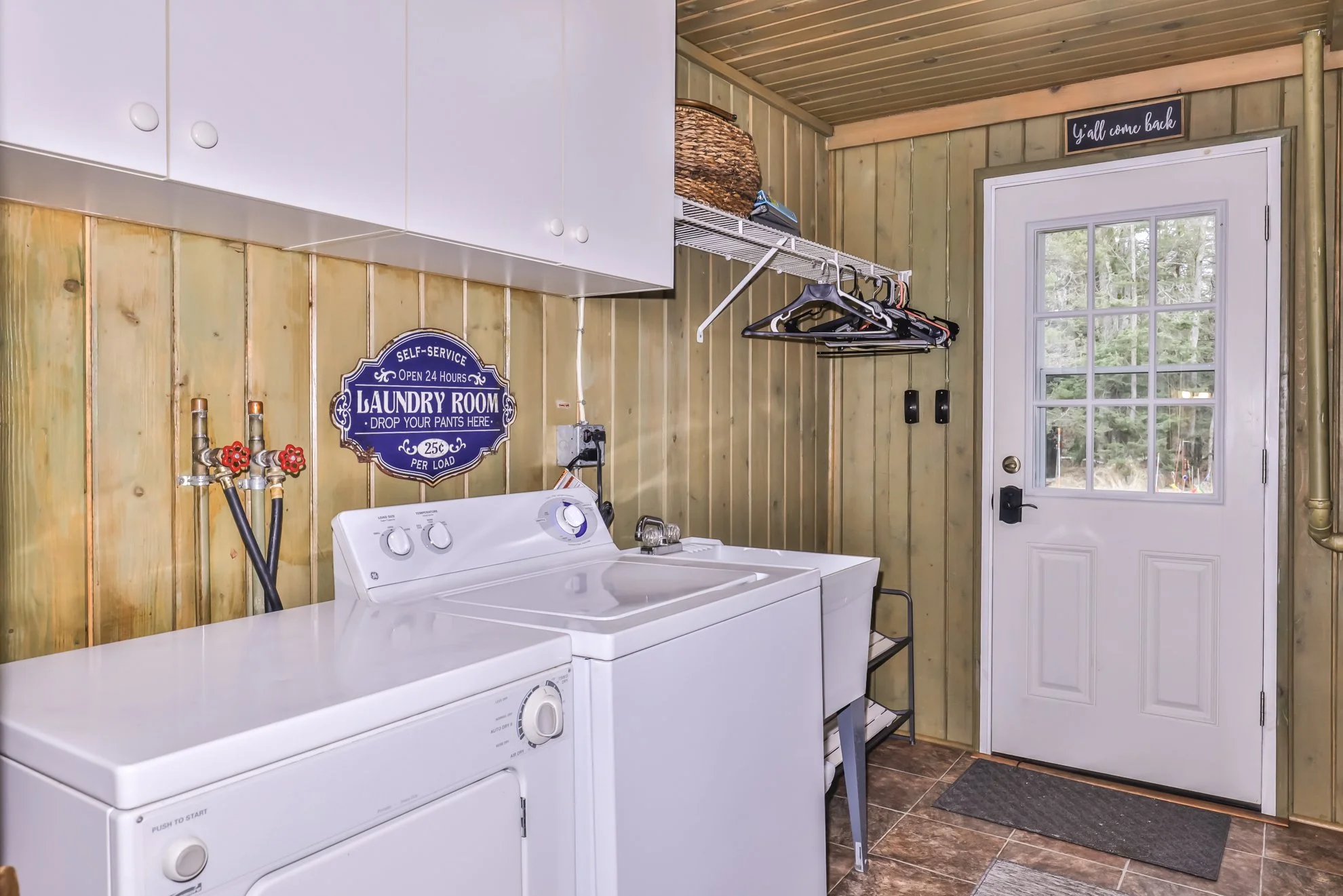 Lake Home-30.jpg