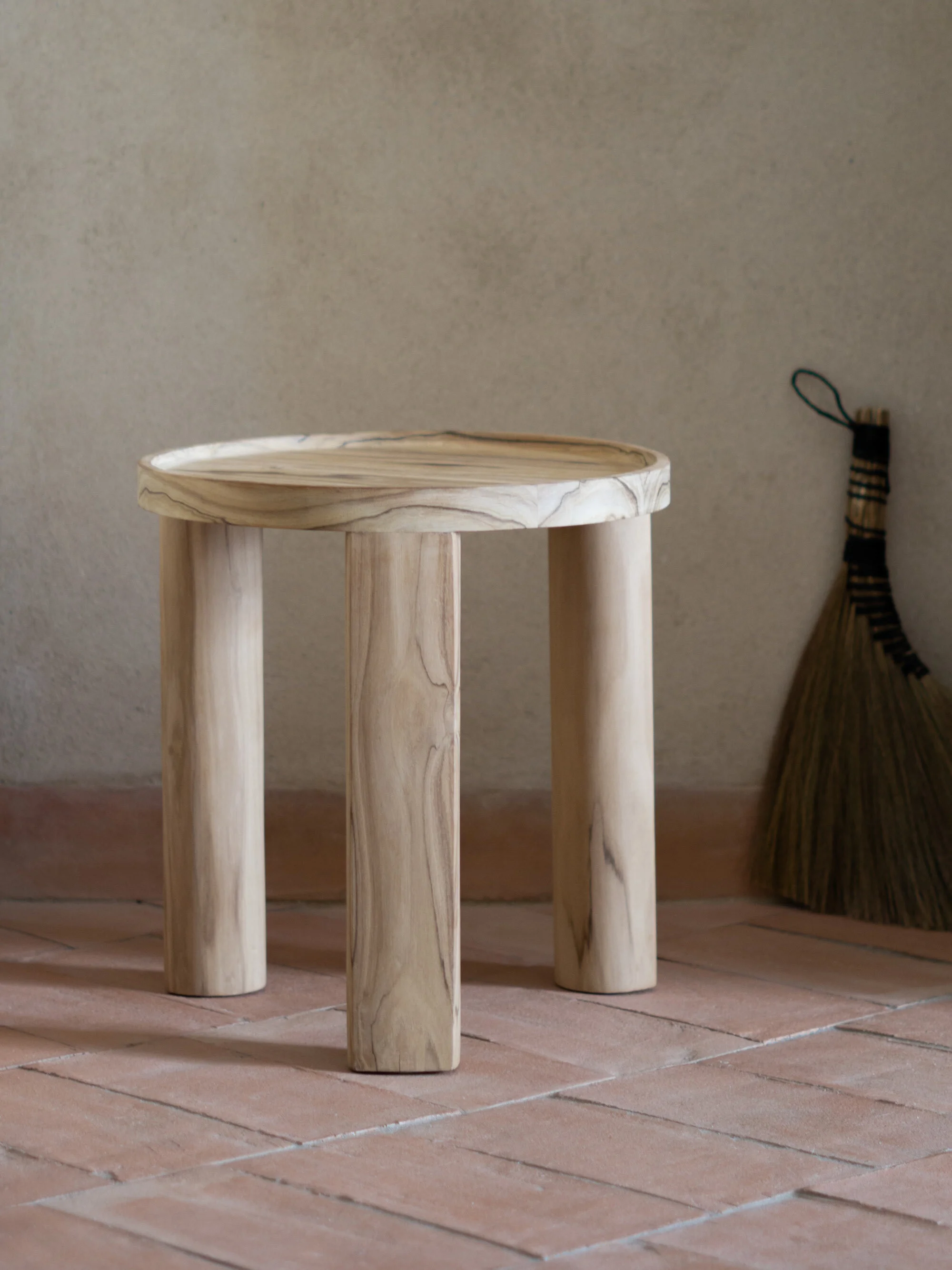 Copán Side Table — FORESTA