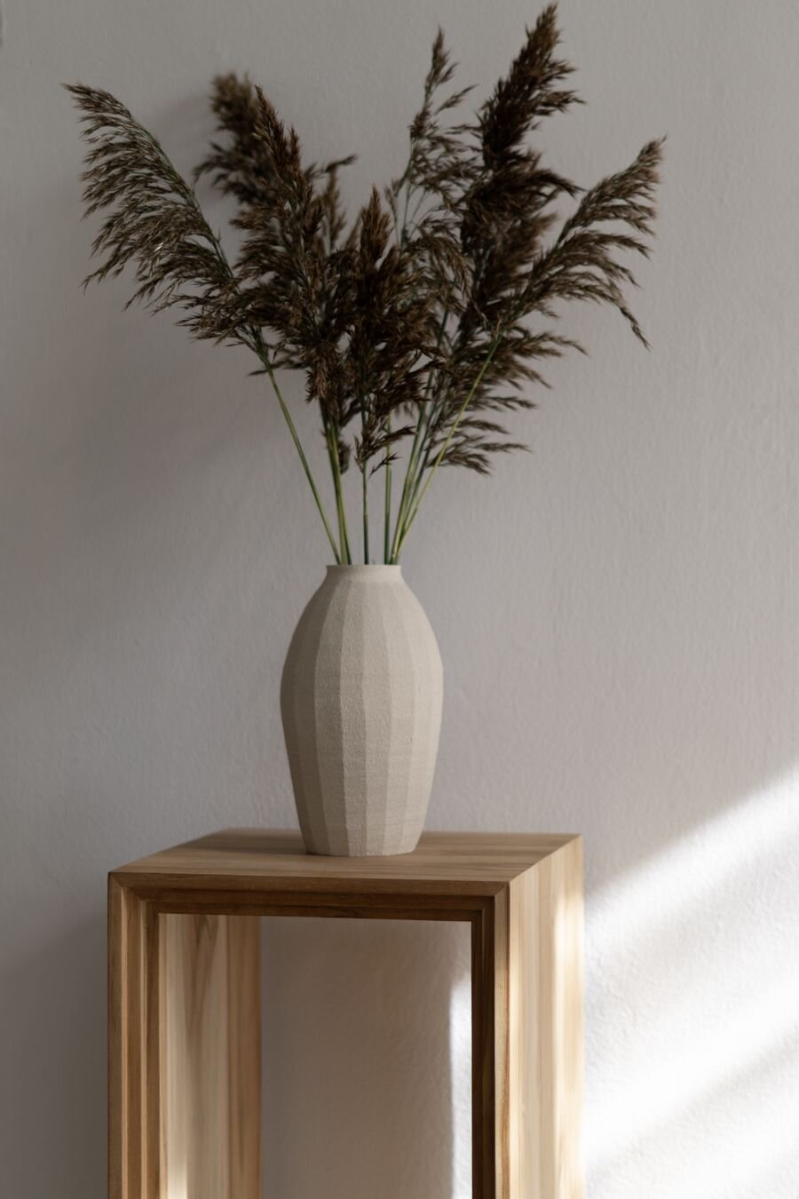 foresta-forma-plinth-table.jpeg