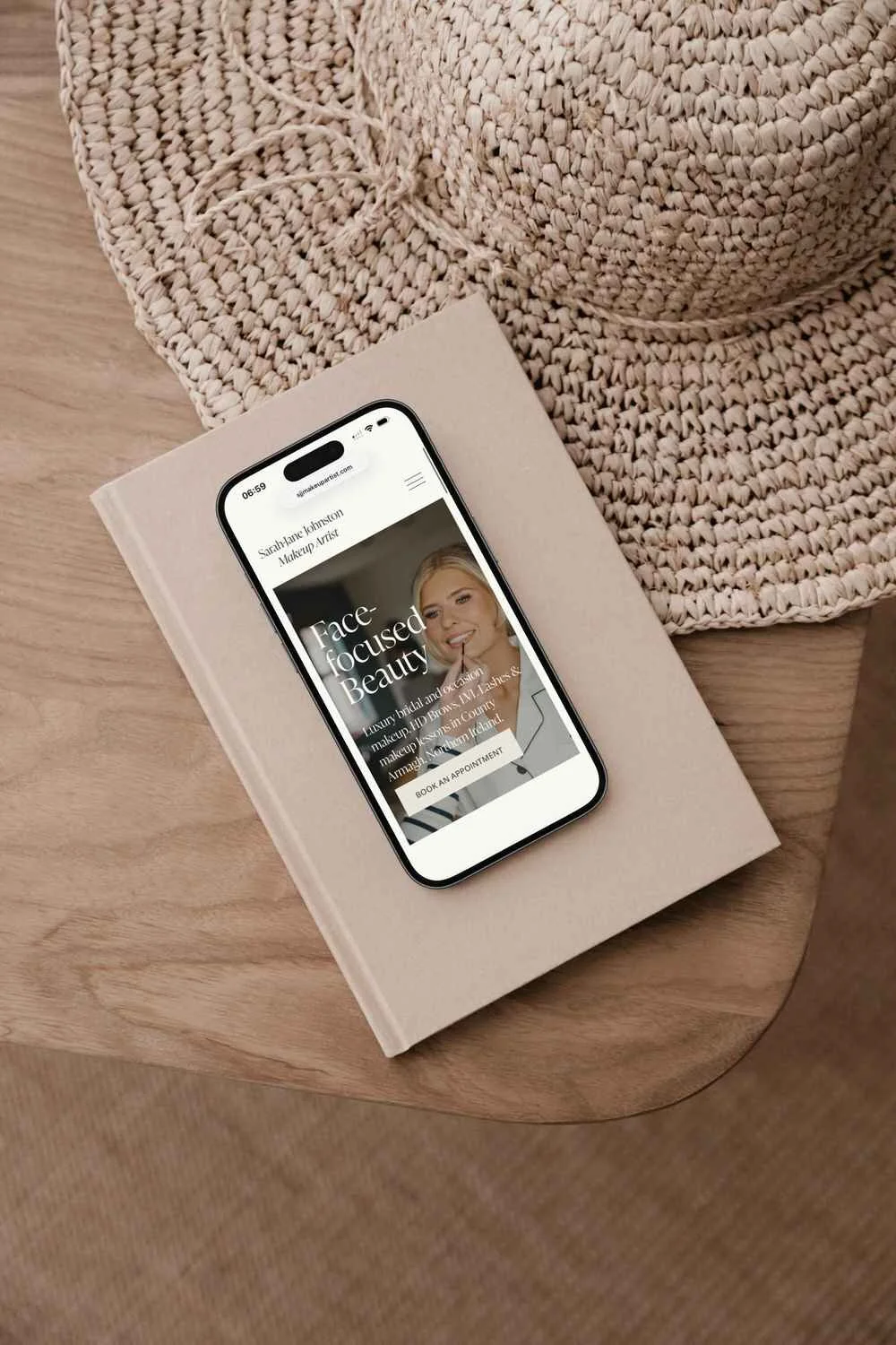 Alicante Phone Mockup.jpg