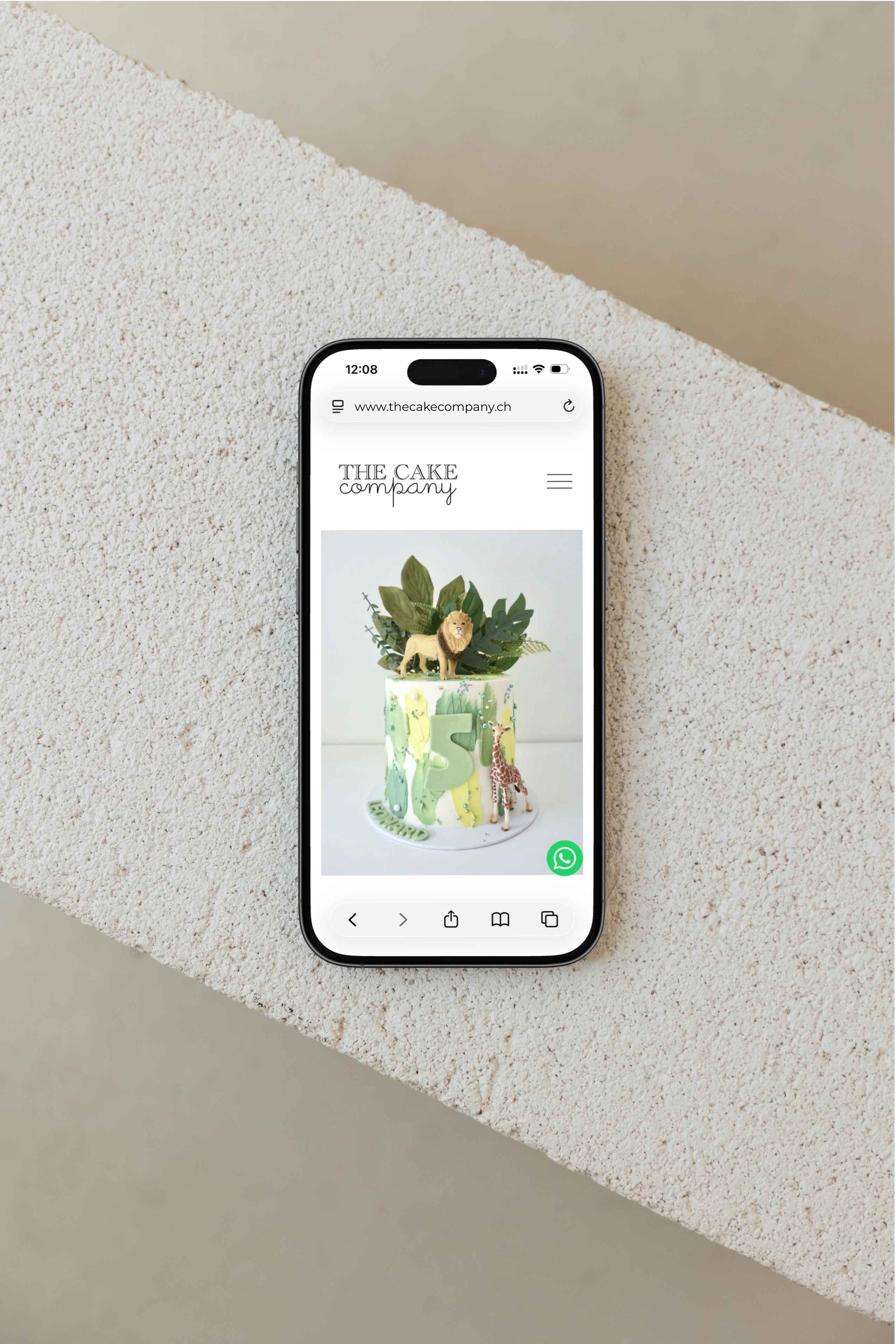 Rowen Phone Mockup.jpg