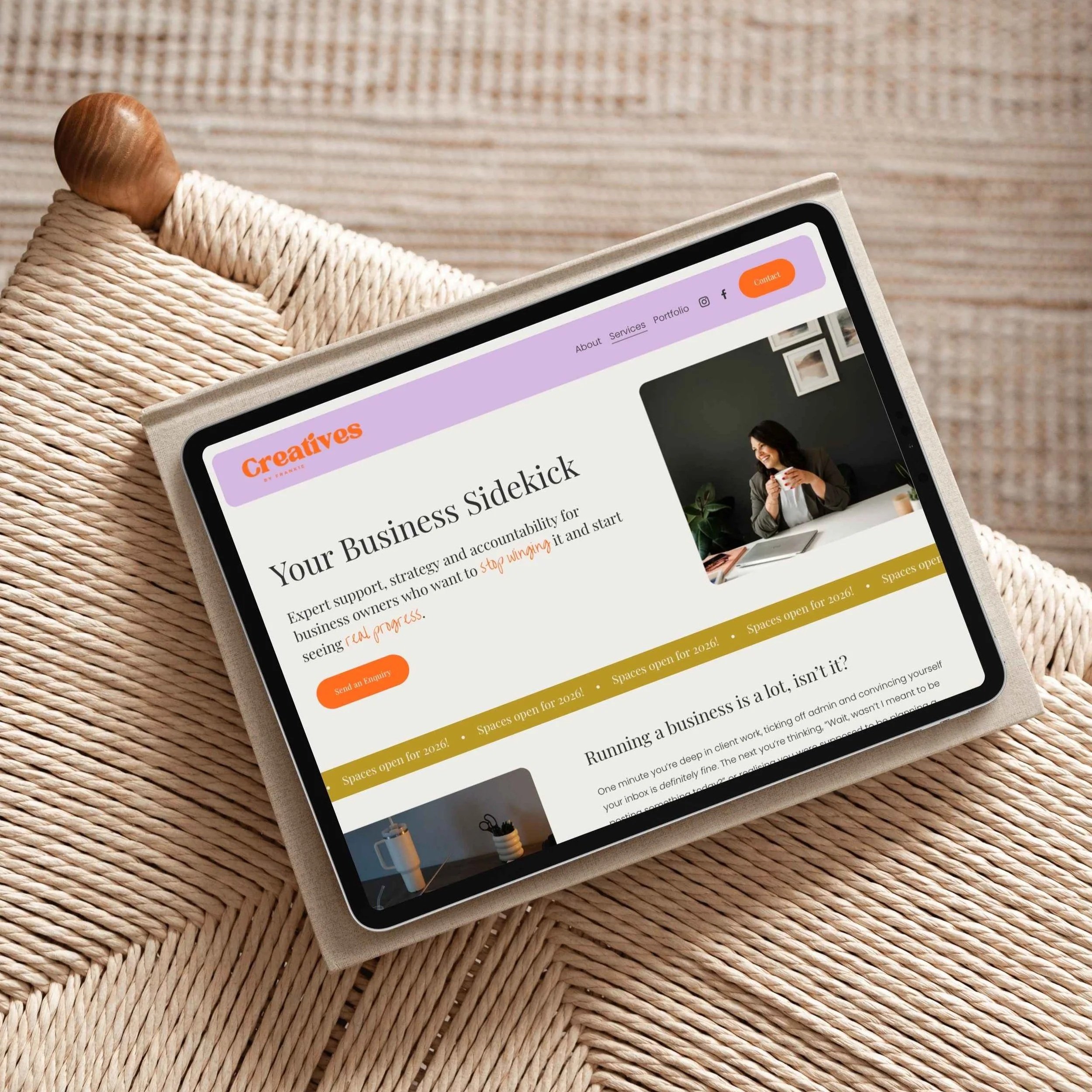 <h3 class='thumb-caption'>Creatives by Frankie</h3> <p class='thumb-desc'>Website In A Day</