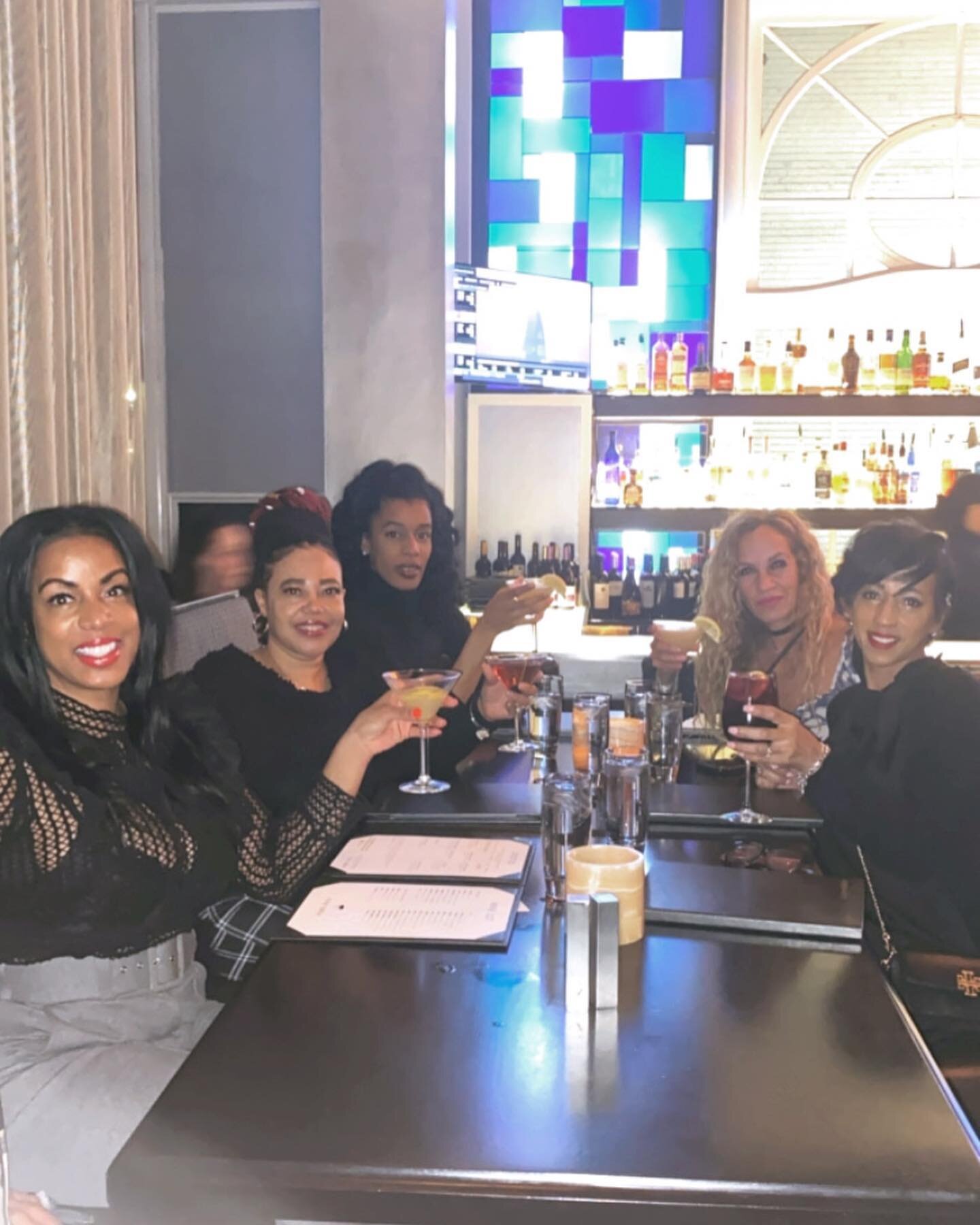 Salon Mon&eacute;t post holiday party. 💗💚
Being that December is one of the busiest months &amp;  January is one of the slowest it&rsquo;s Perfect for  quality time to enjoy each other&rsquo;s company with great food, great drinks &amp; a great tim