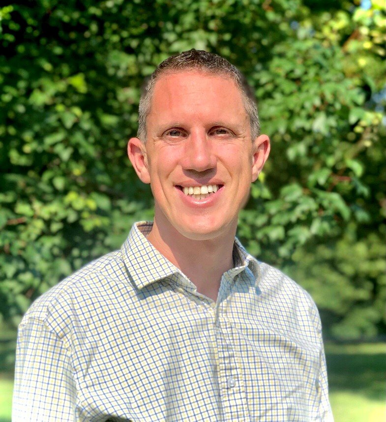Taggart new headshot.jpg