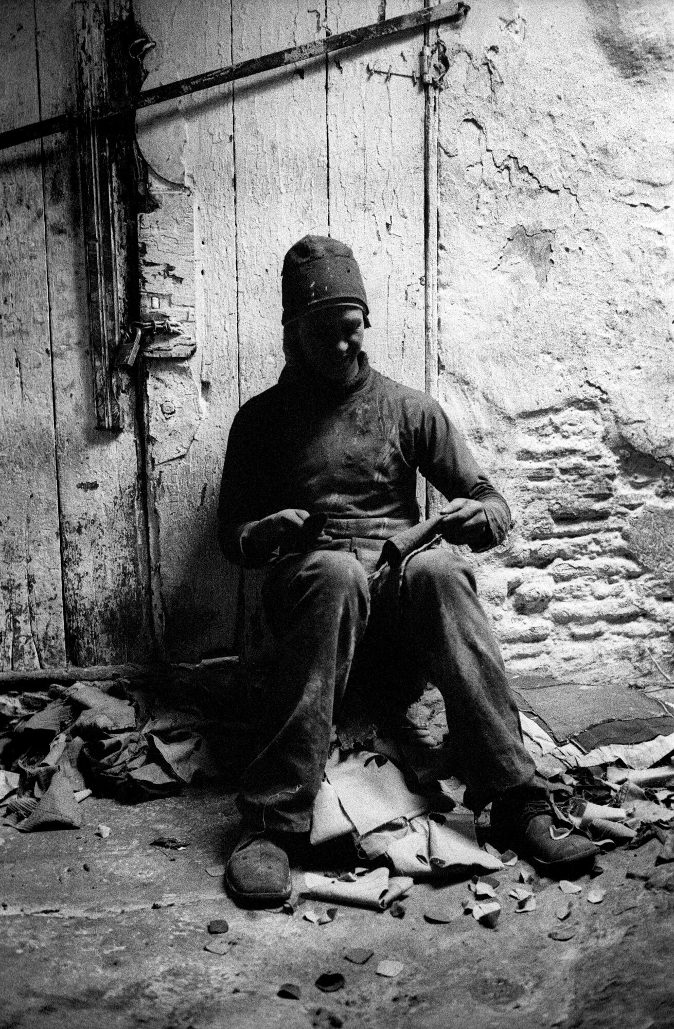 105_The World in B&W.jpg