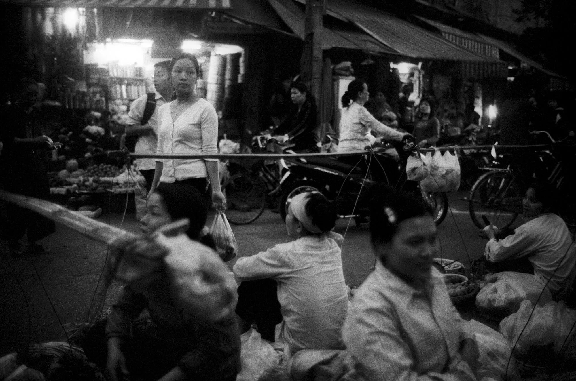 100_The World in B&W.jpg