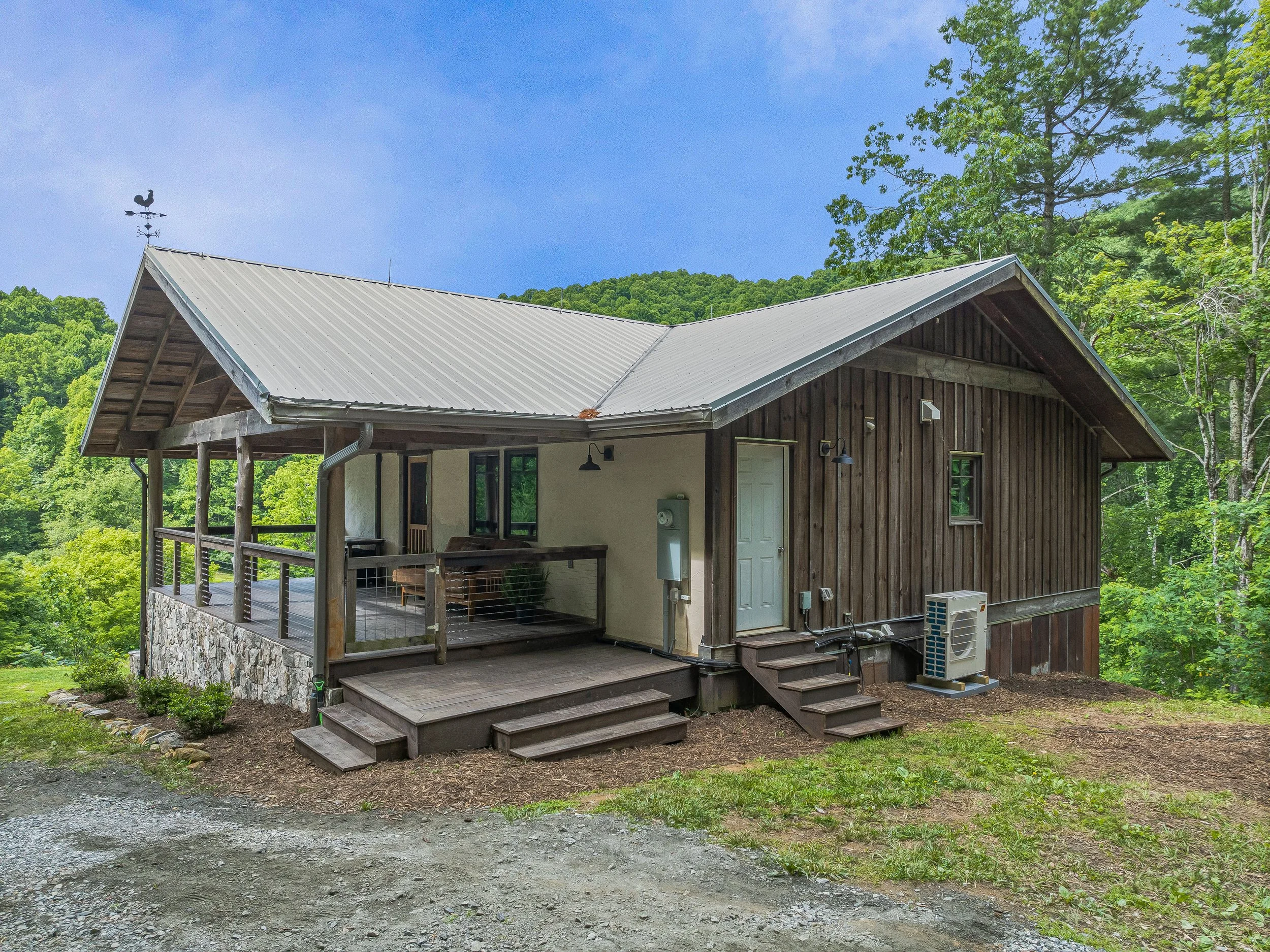 06-3151 LUMP TOWN RD - 06.jpg