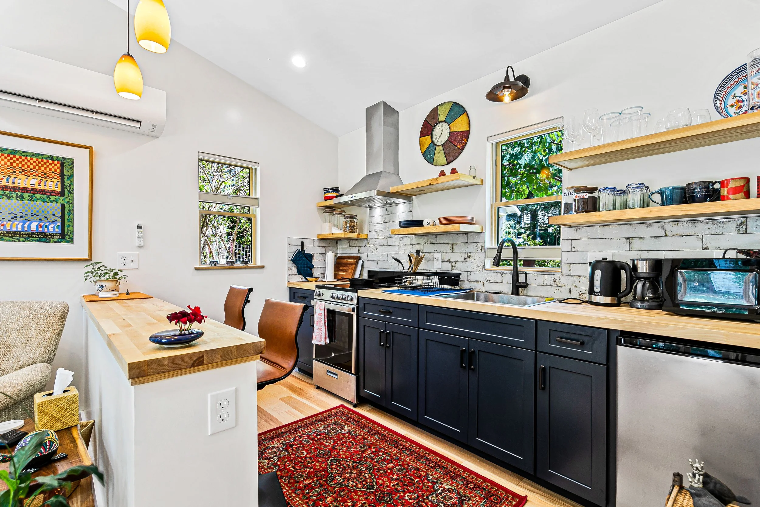45-44 Edgemont Rd-9.jpg
