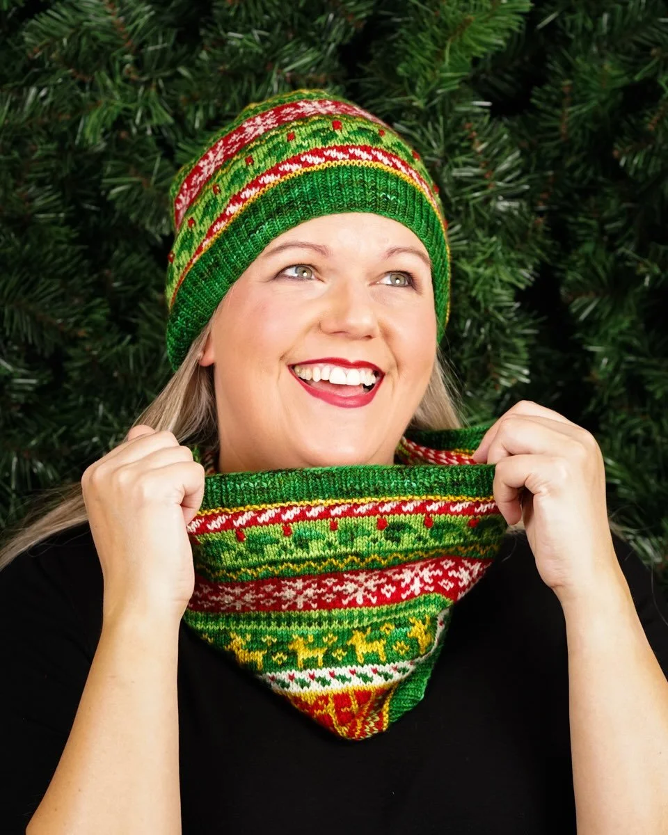 🎄✨70% OFF✨🎄 the Step Into Christmas COWL with code DECKTHEHALLS through 12/6! 

(Psst&hellip; the hat is coming on Friday! 👉🏻Sign up for my newsletter so you don&rsquo;t miss out!)

Christmas can be such a magical time of year, and this COWL was 