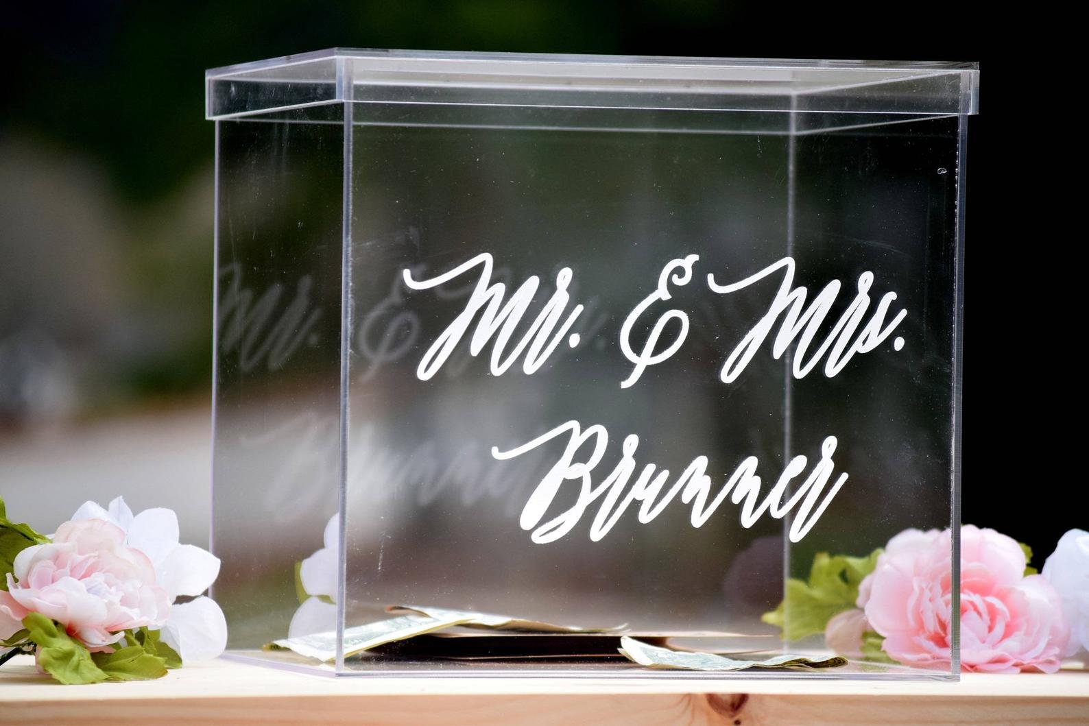 Acrylic Card Box with "Cards" Script Decal and Slit Top Lid // Qty: 1