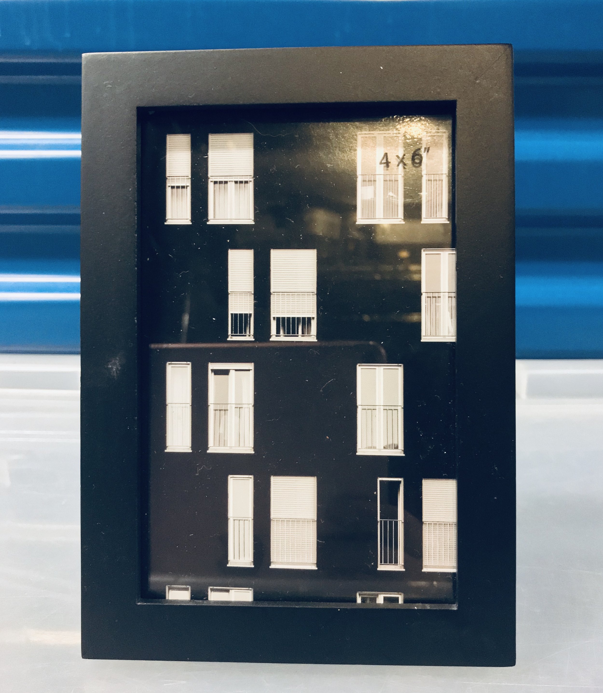 Simple Black Frames, 4" x 6" // Qty: 8