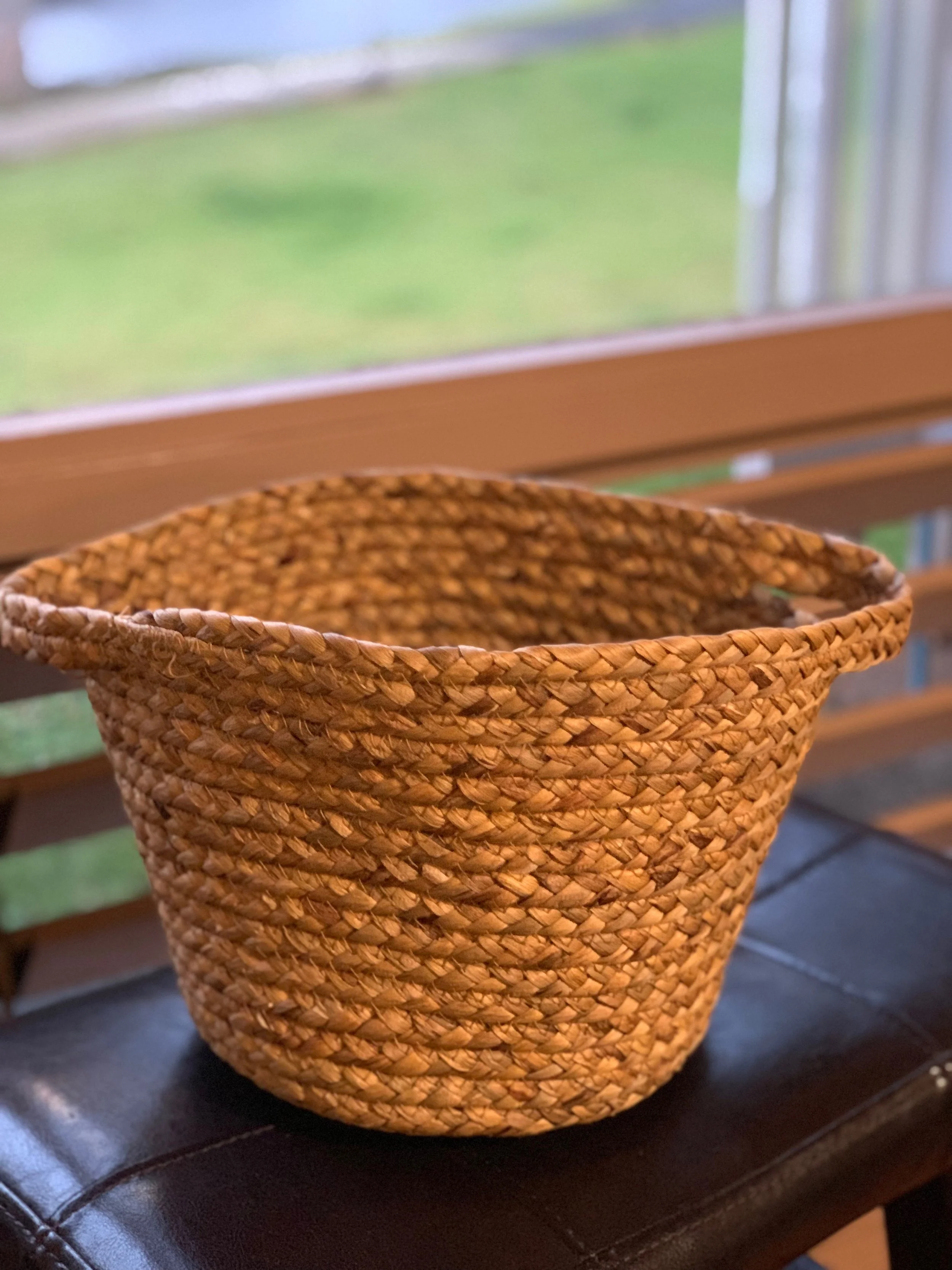 Handwoven Seagrass Basket // Qty: 2