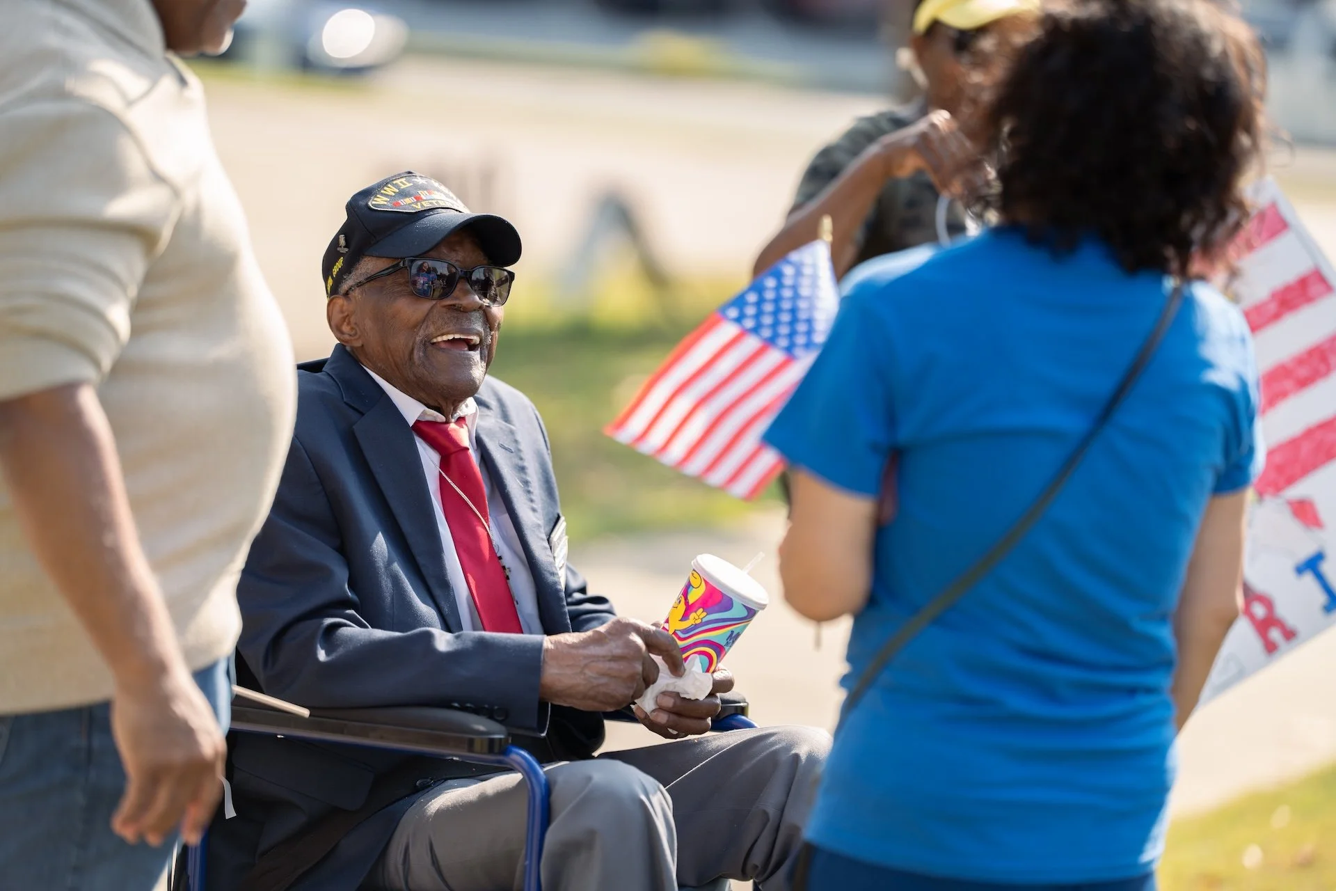 No Kings-2025.10.19-Suwanee, GA-7IV01325-1920H.JPG