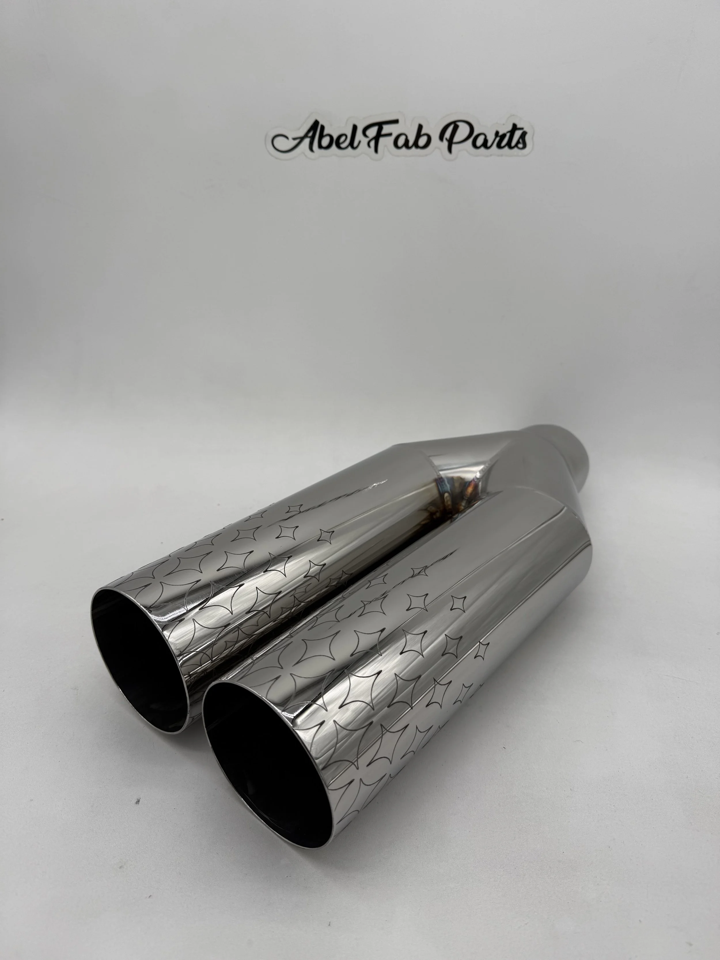 Engraved Dual Tip Blast Pipes