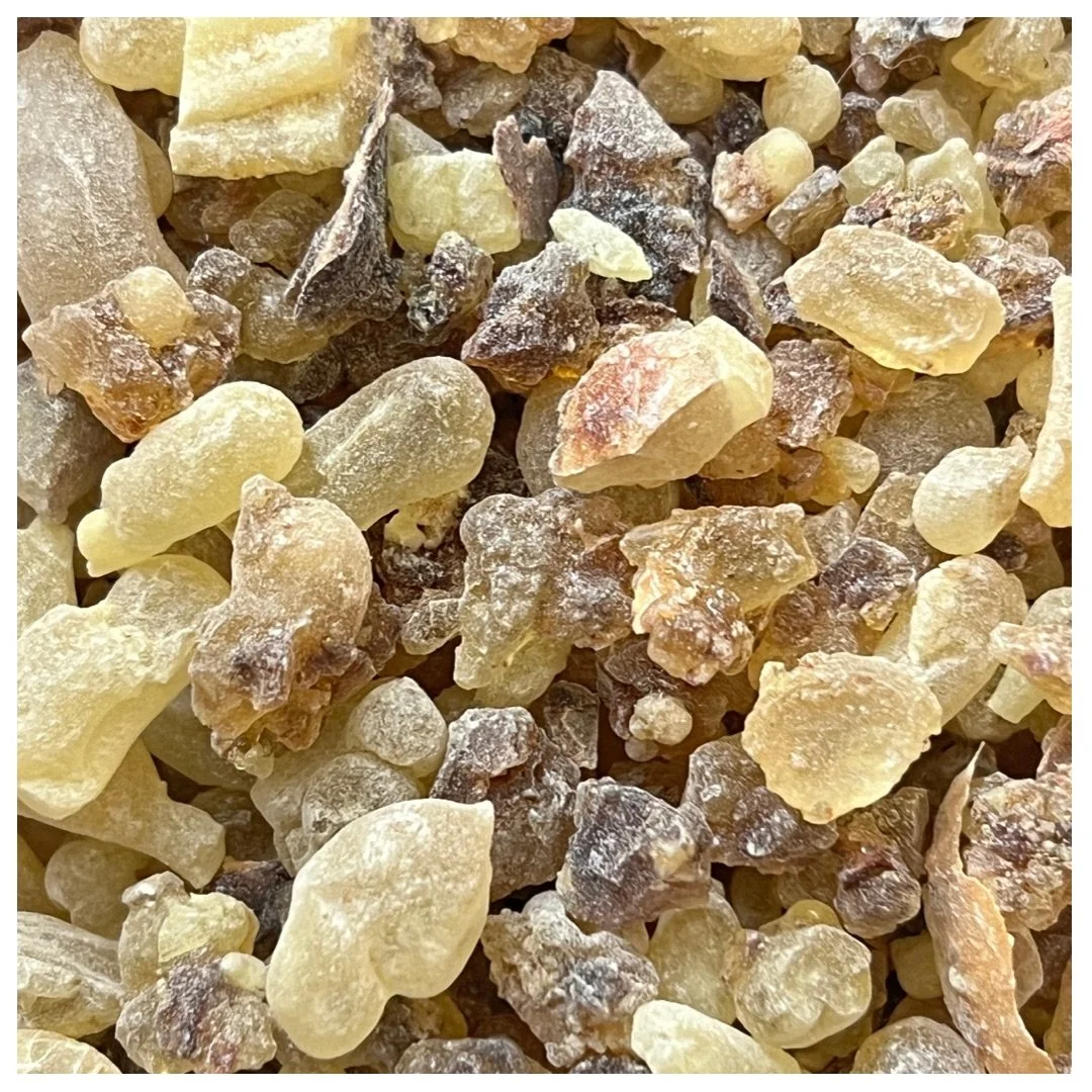 Close-up of various small, frankincense with different colours and textures.