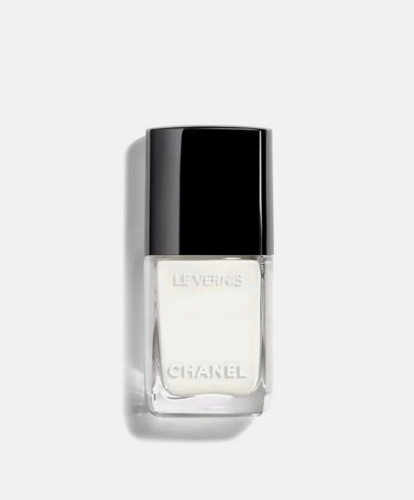 chanel+white+nail+polish+.jpg