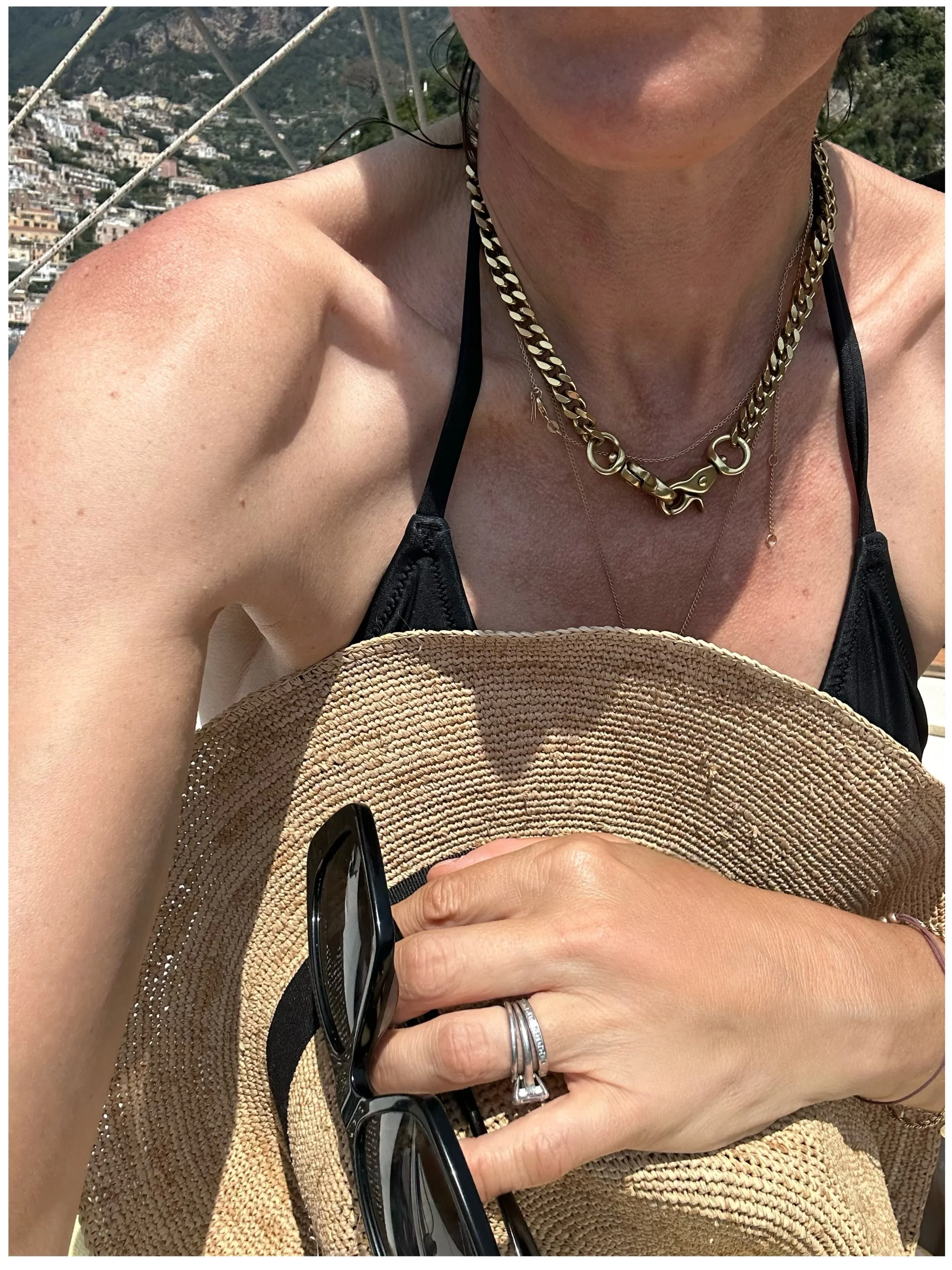 THE MINI CHAIN CAPRI.jpg