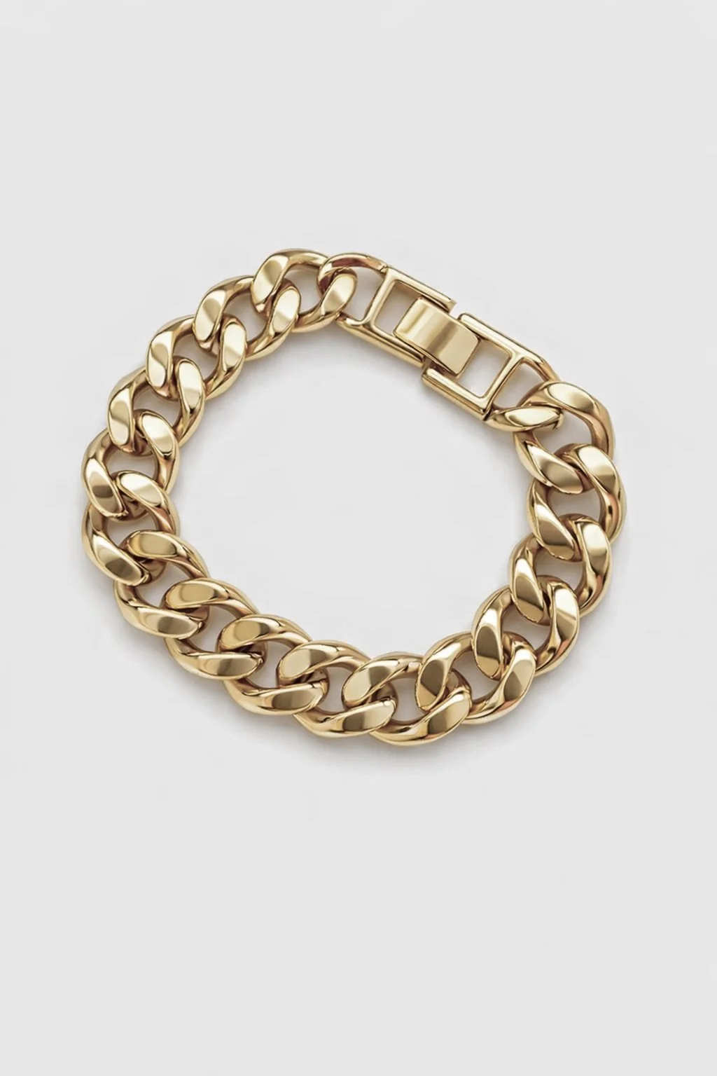 THE CHAIN BRACELET IN BRASS WITH GOLD FINISH