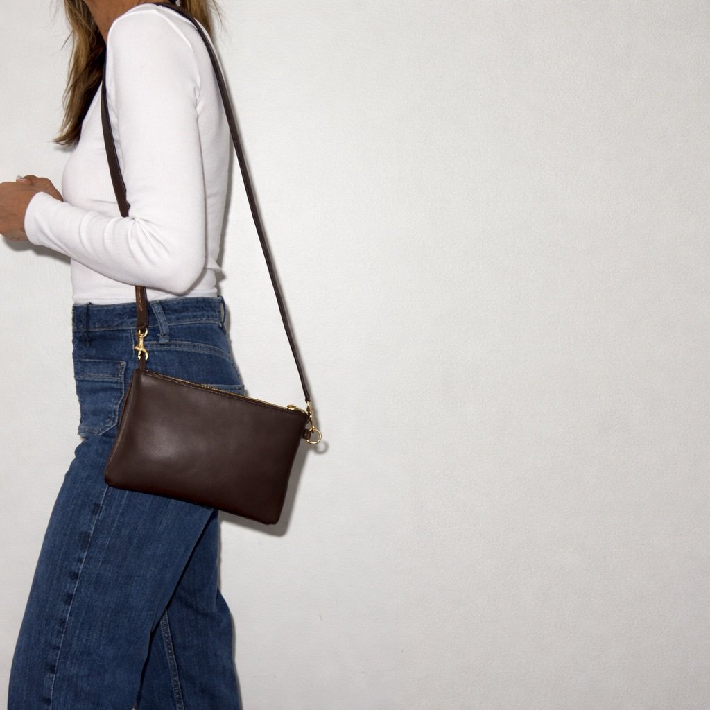 THE MINI SIDE HUSTLE  CHOCOLATE / GOLD