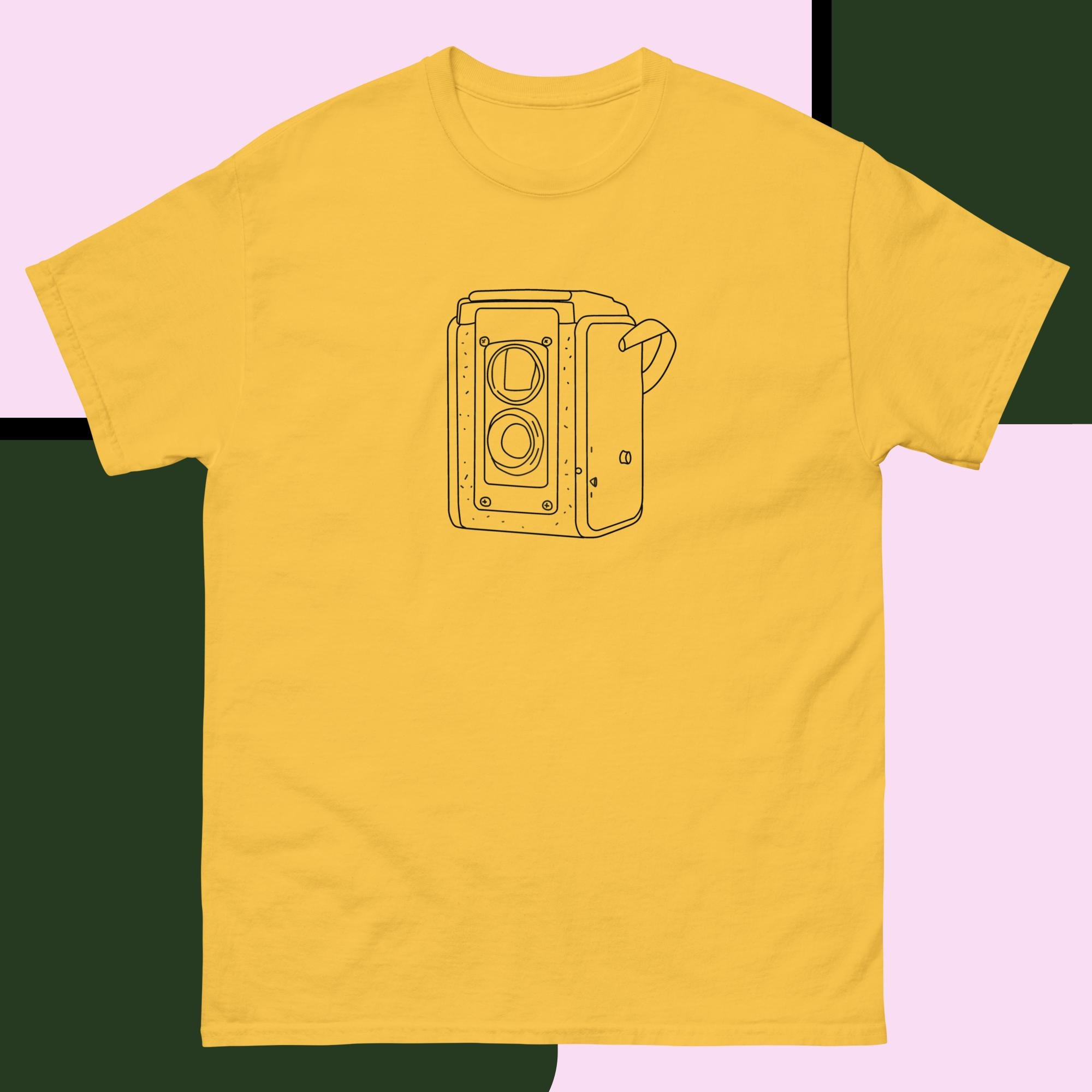 unisex-classic-tee-daisy-front-68292a9dbba5f.jpg