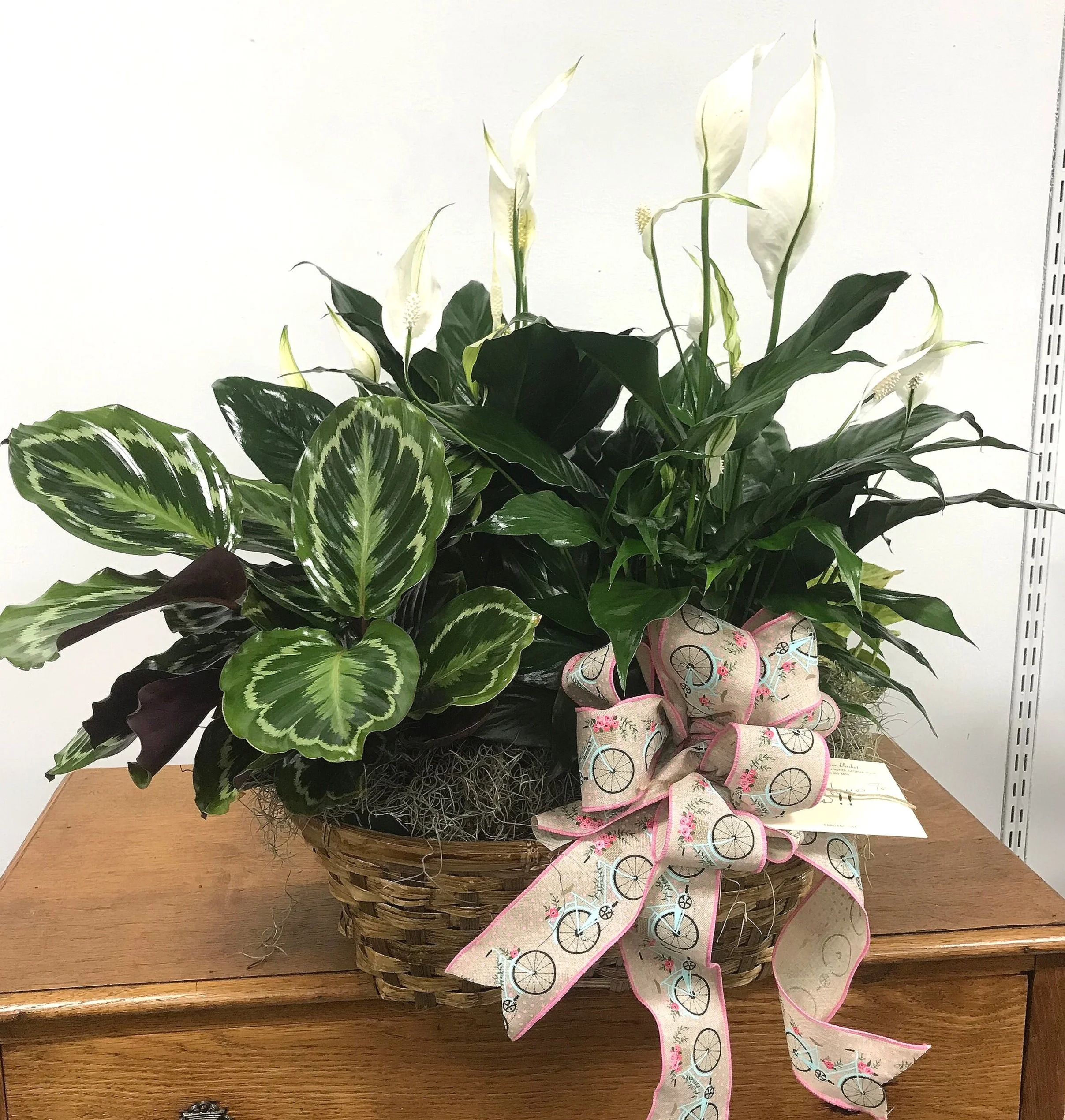 Store 2 — Metter Flower Basket