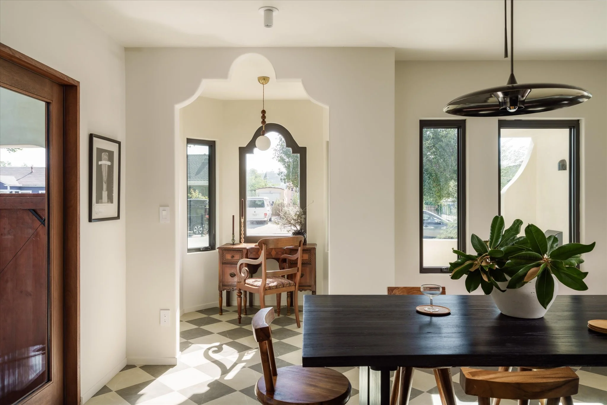 21-3231_Garden_Ave-21.jpg