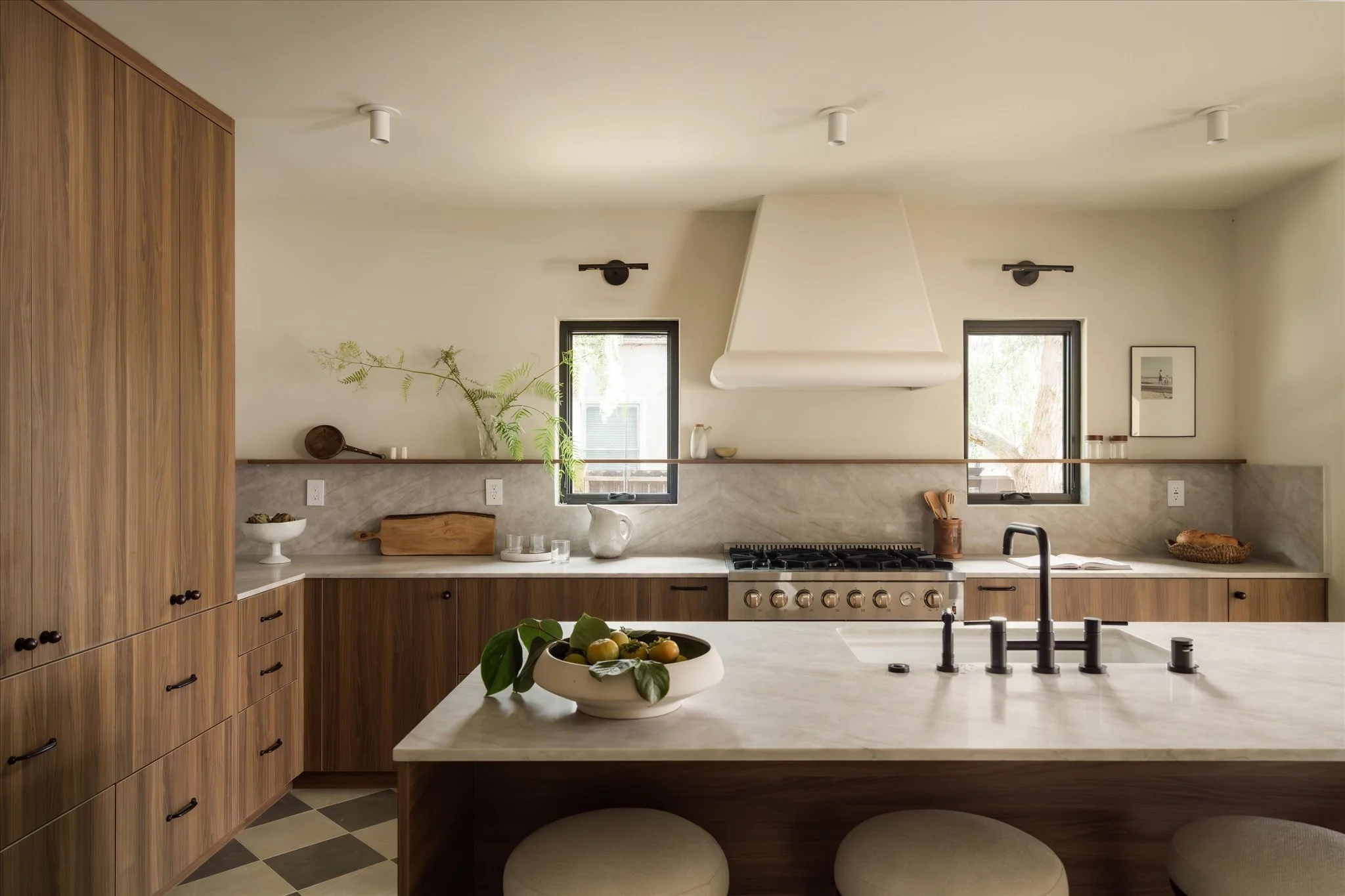 30-3231_Garden_Ave-30.jpg