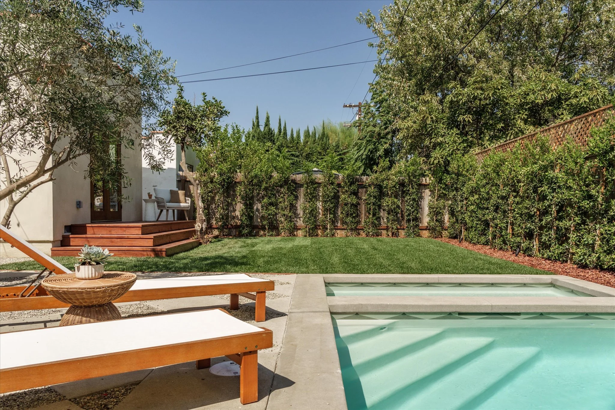 60-3231_Garden_Ave-60.jpg