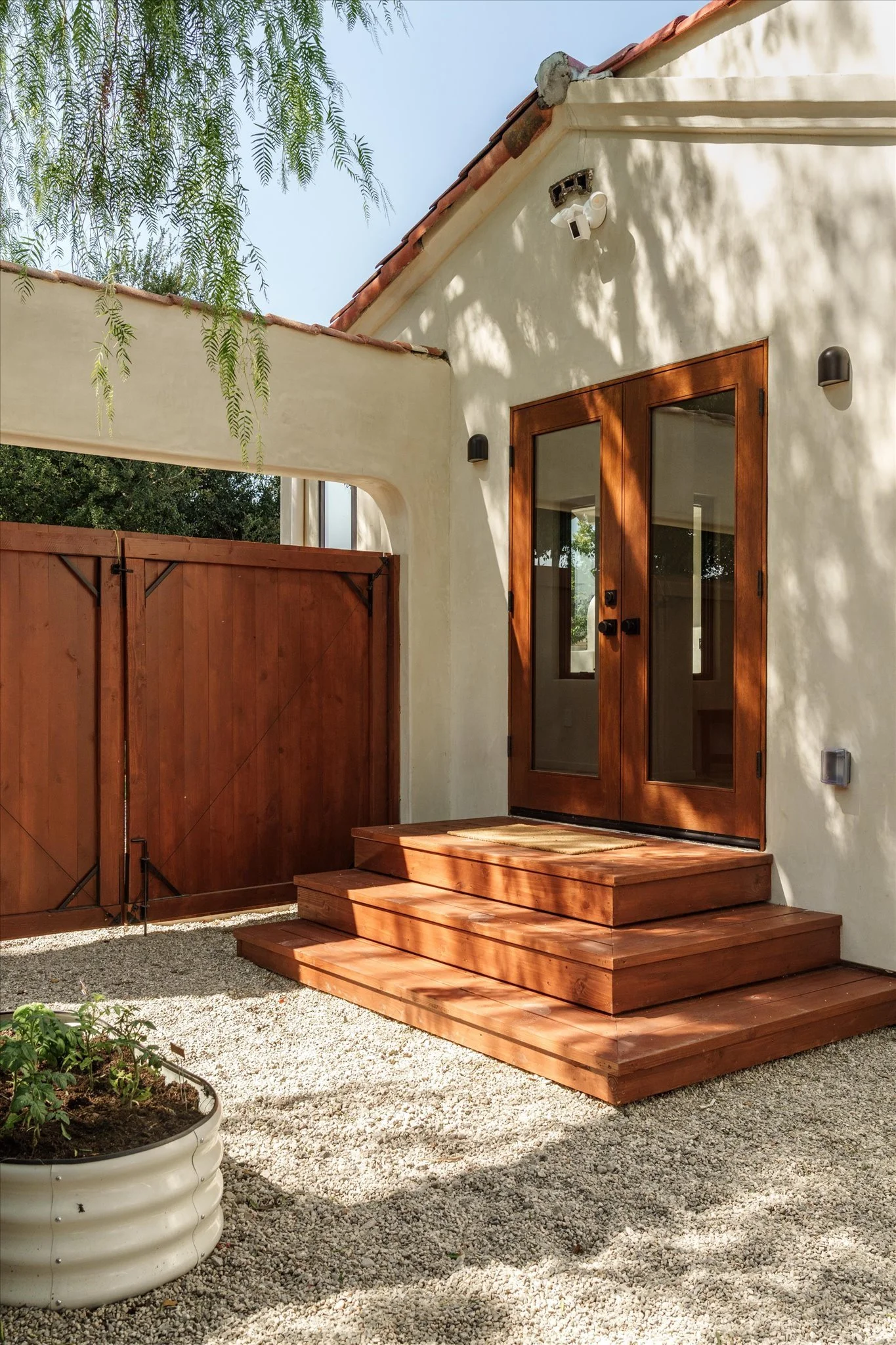 69-3231_Garden_Ave-69.jpg