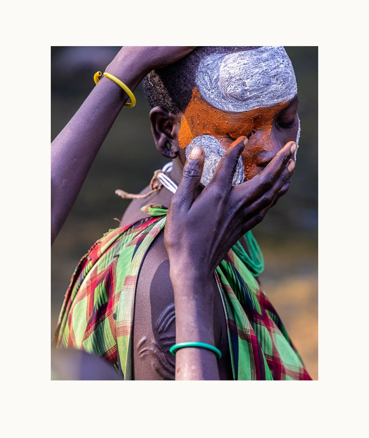 Ngakɔshi Gets Ochre