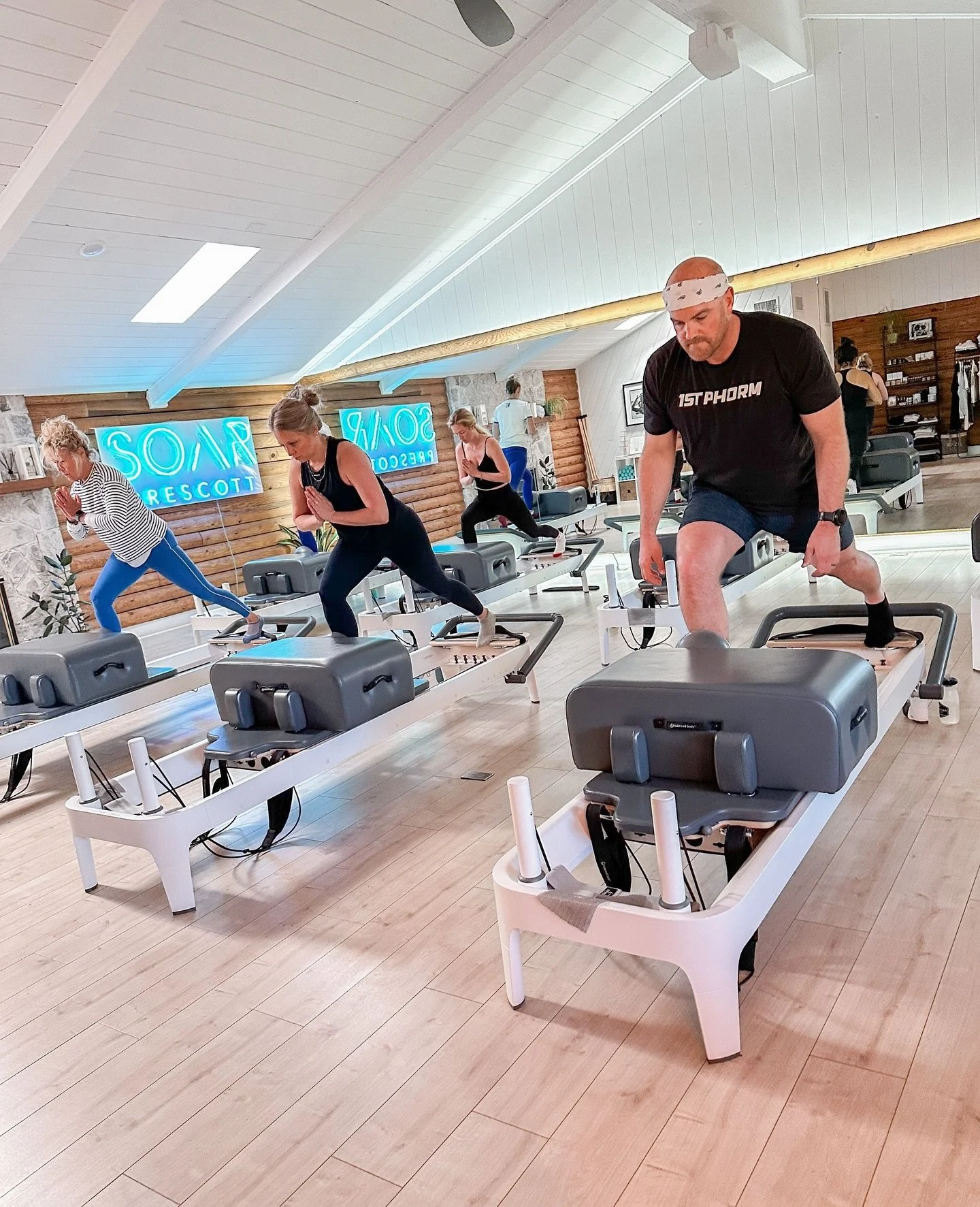 Step onto the reformer, step into a lifestyle of strength + balance 💫⁠
⁠
Every Pilates class at SOAR is designed to challenge your strength, refine your grace, and restore your balance on and off the reformer ✨ From that first deep breath to the fin