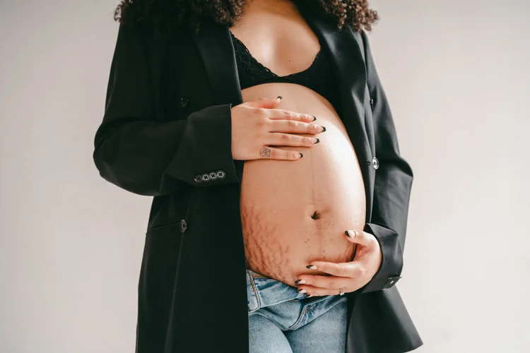 Maternity photography by Love by Saints Vision