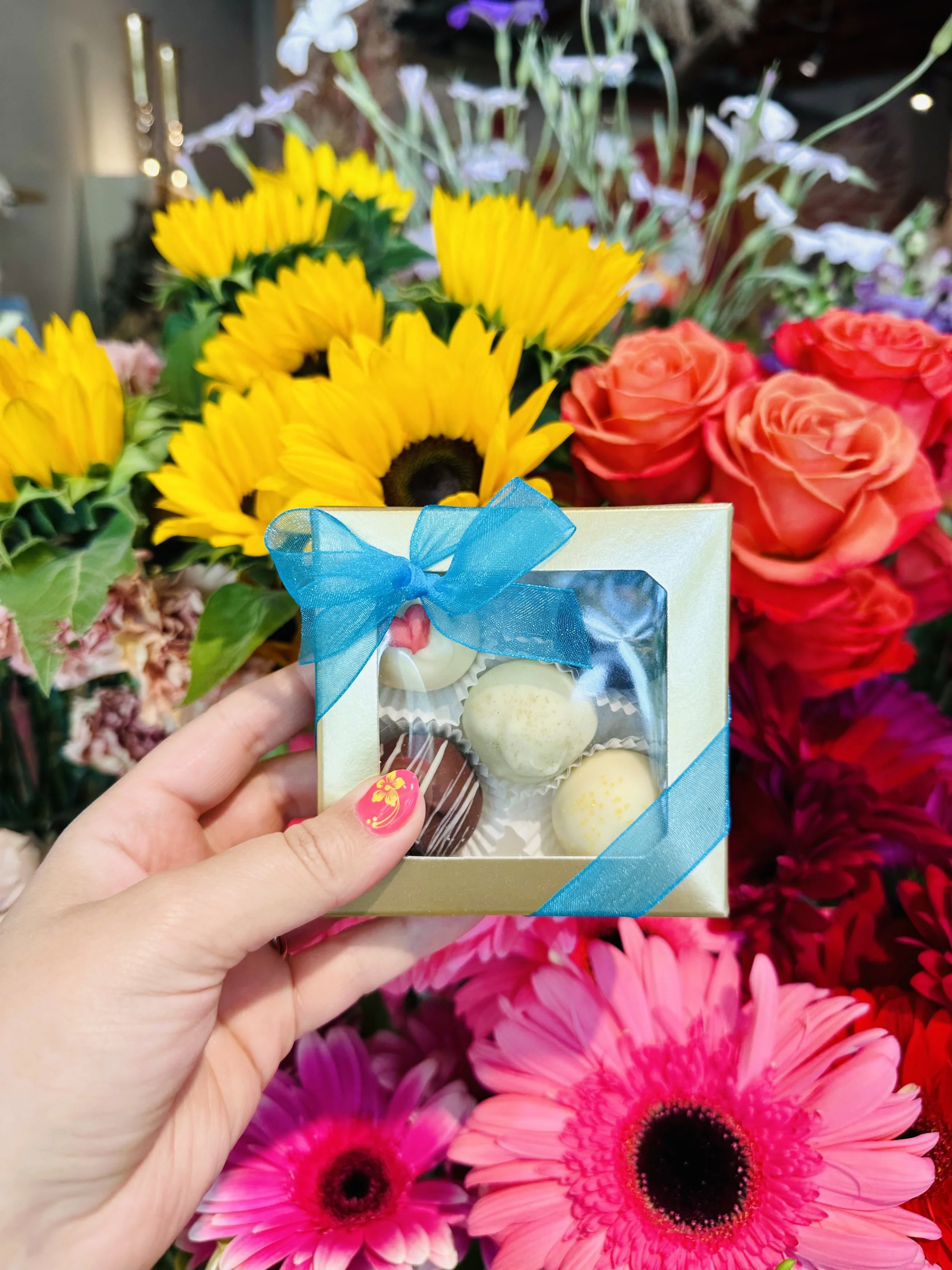 Mystery Bite-Size Classics - 6 Cocktail Sized Truffles