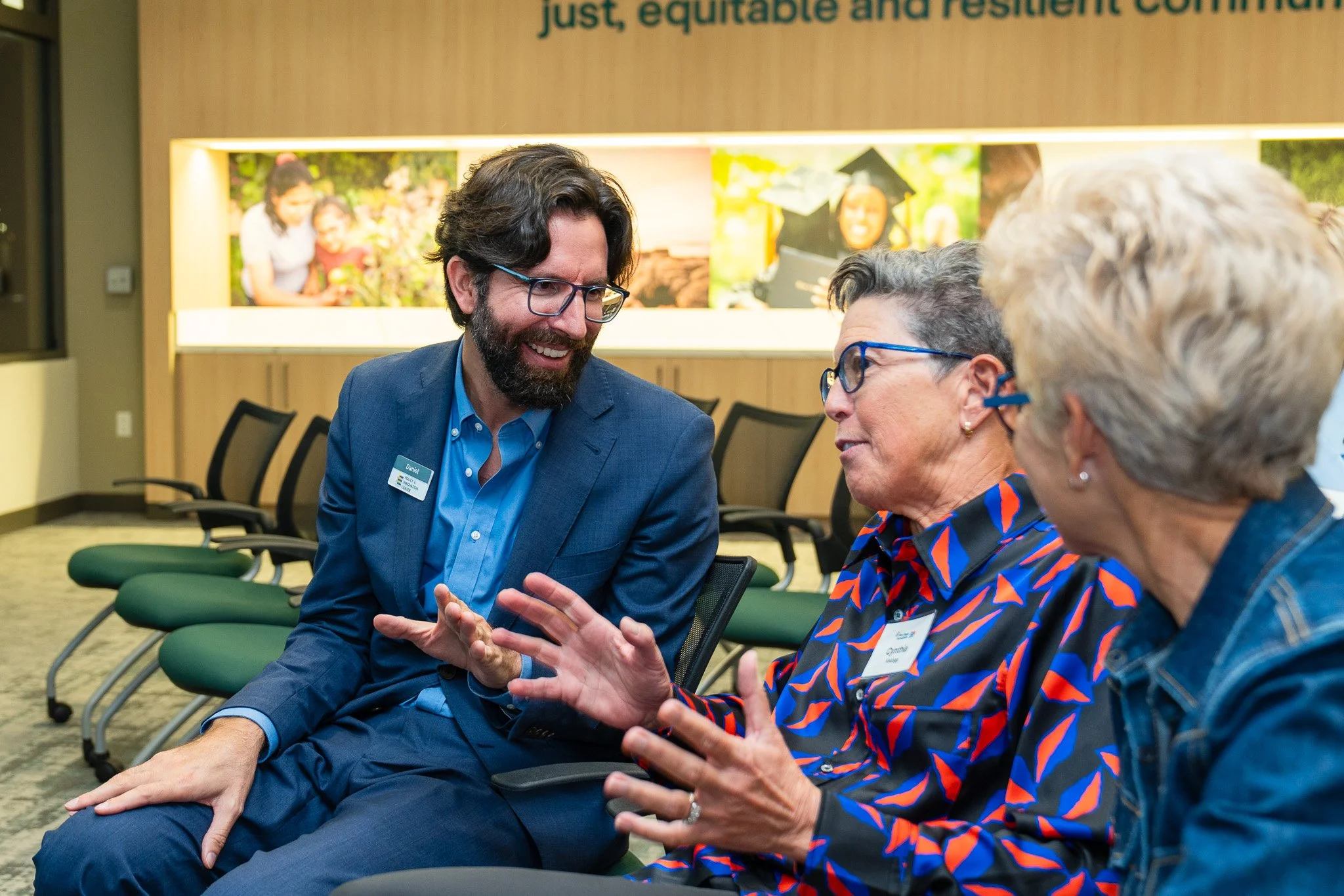 1105_AnnualMeeting25_Pic_28.jpg