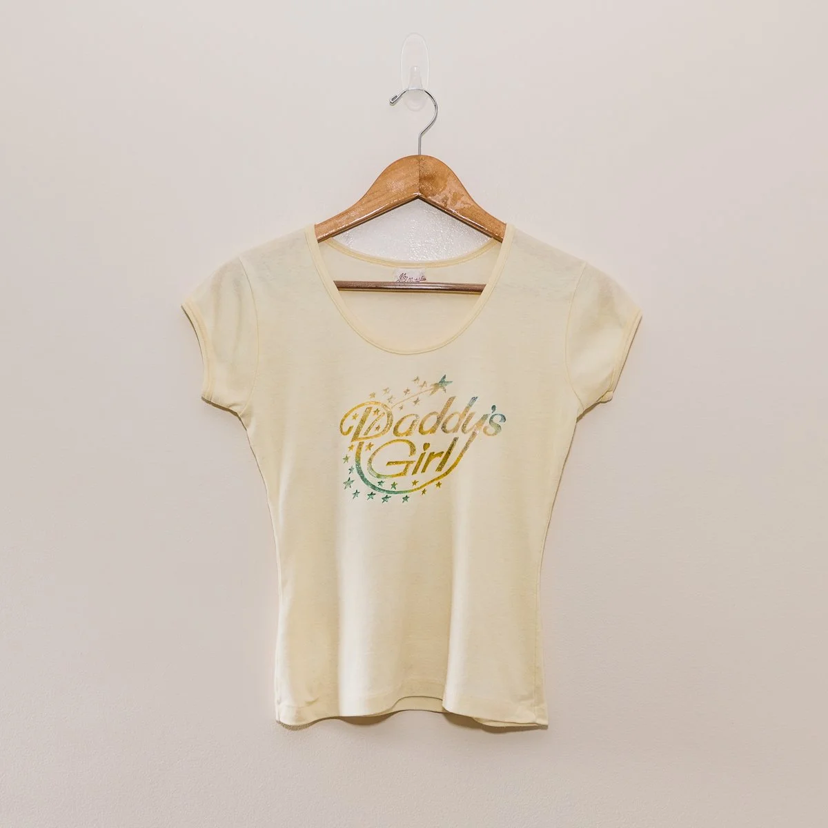 1978 Daddy's Girl Women’s Baby Tee Single Stitch Shirt (M)
