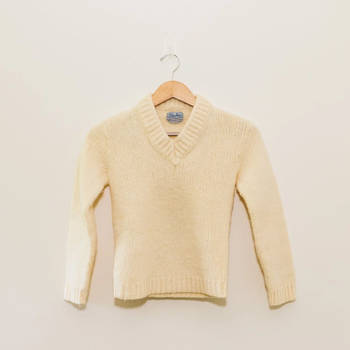 60s/70s A Helen Harper Original Wool Yellow V-Neck Sweater (XS)