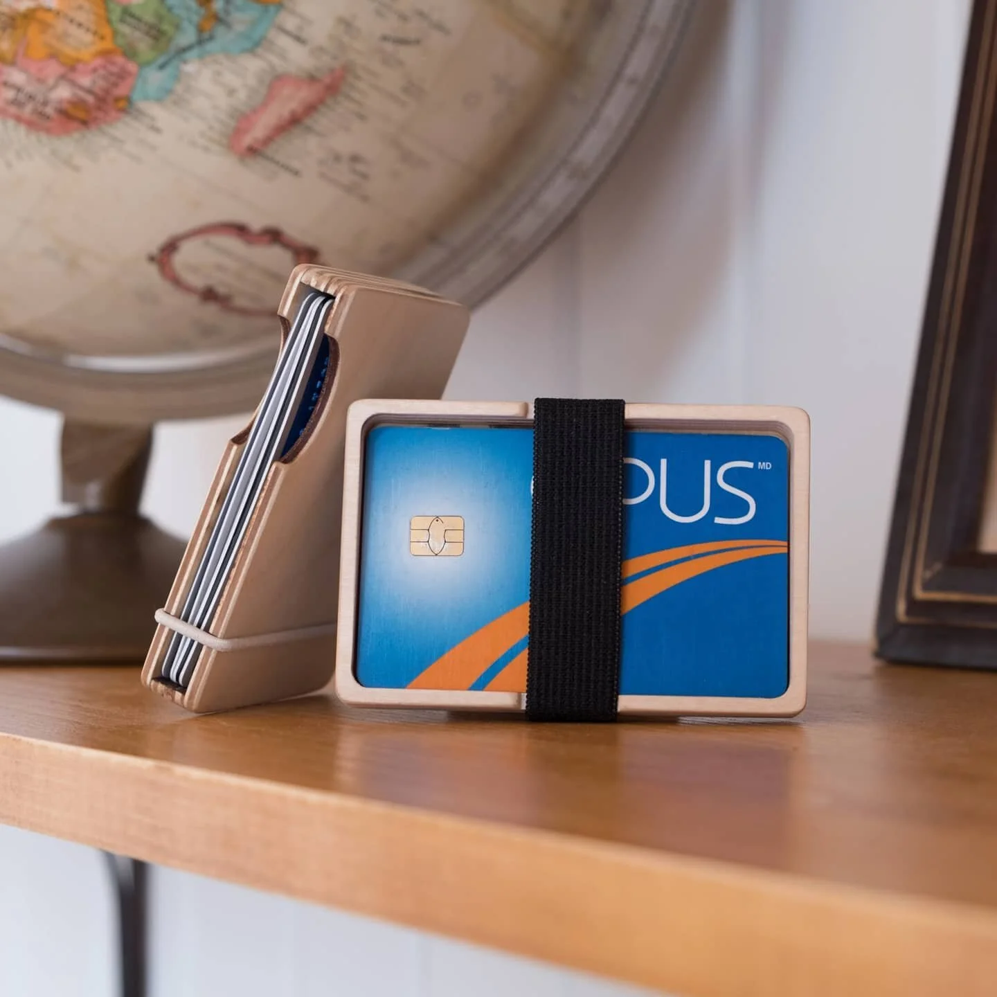 Prototypes en test! 
Des portefeuilles minimalistes en bois. 
Les tests sont bien concluants, je crois qu'ils vont joindre la famille de produits bien vite!

#portefeuilles 
#minimaliste 
#faitamontreal 
#artisanquebecois 
#lasercut 
#glowforge