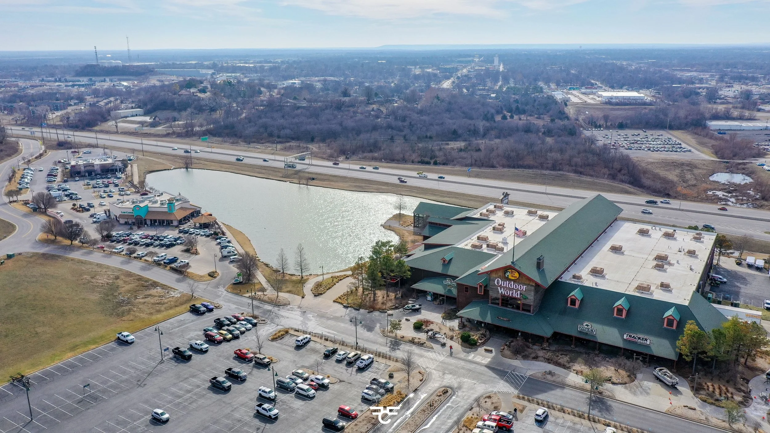 Drone image of Bass Pro Outdoor World in Broken Arrow Oklahoma