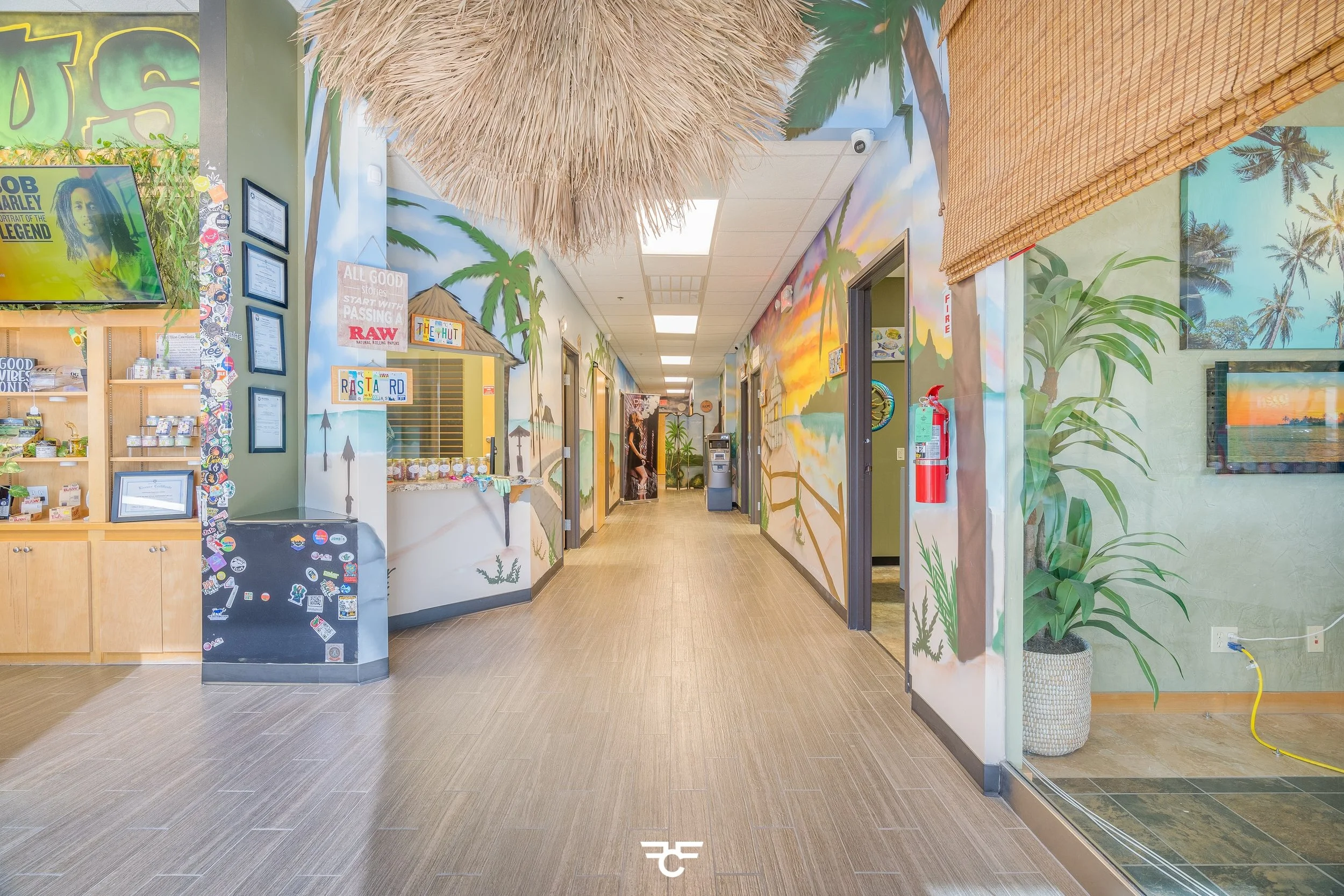 FFC_SS_Jombos_Interior (4)-min.jpg