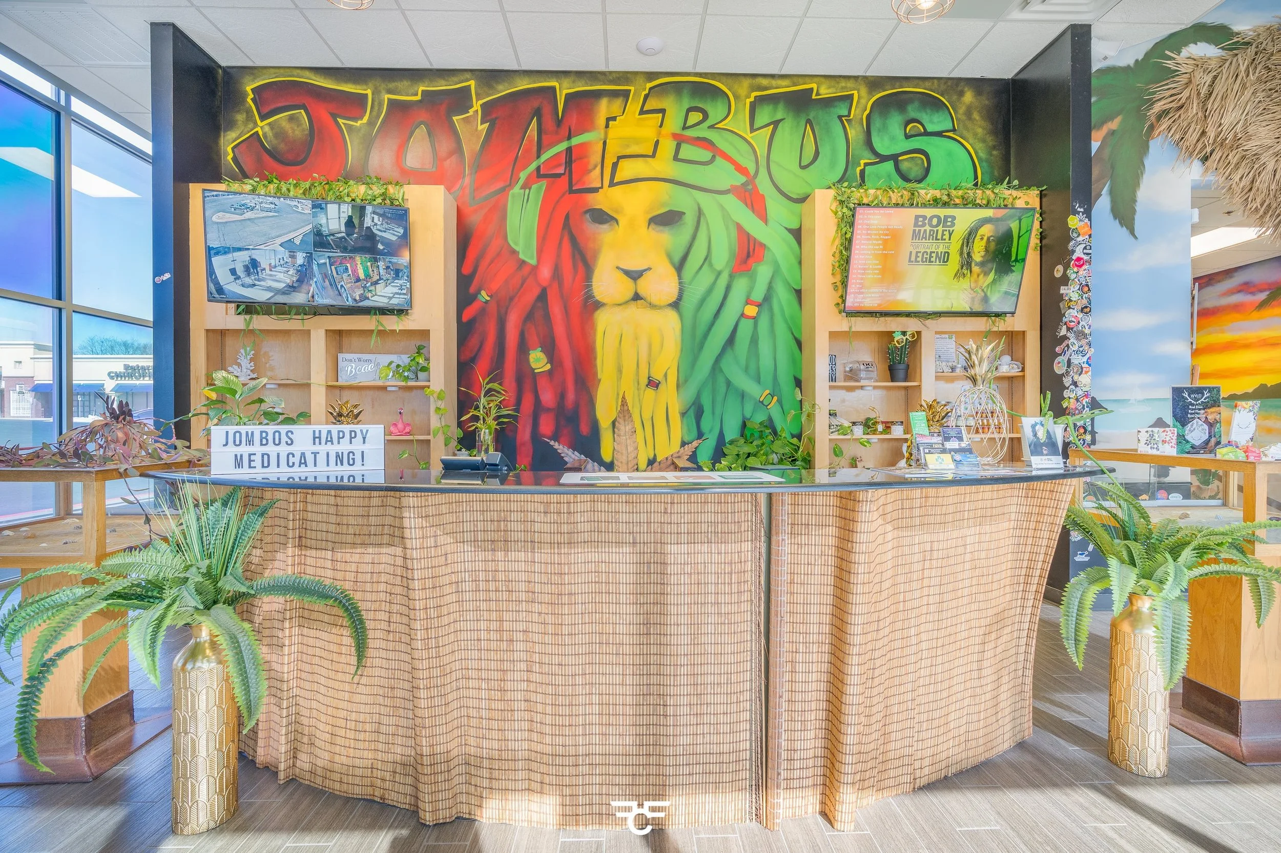 FFC_SS_Jombos_Interior (10)-min.jpg