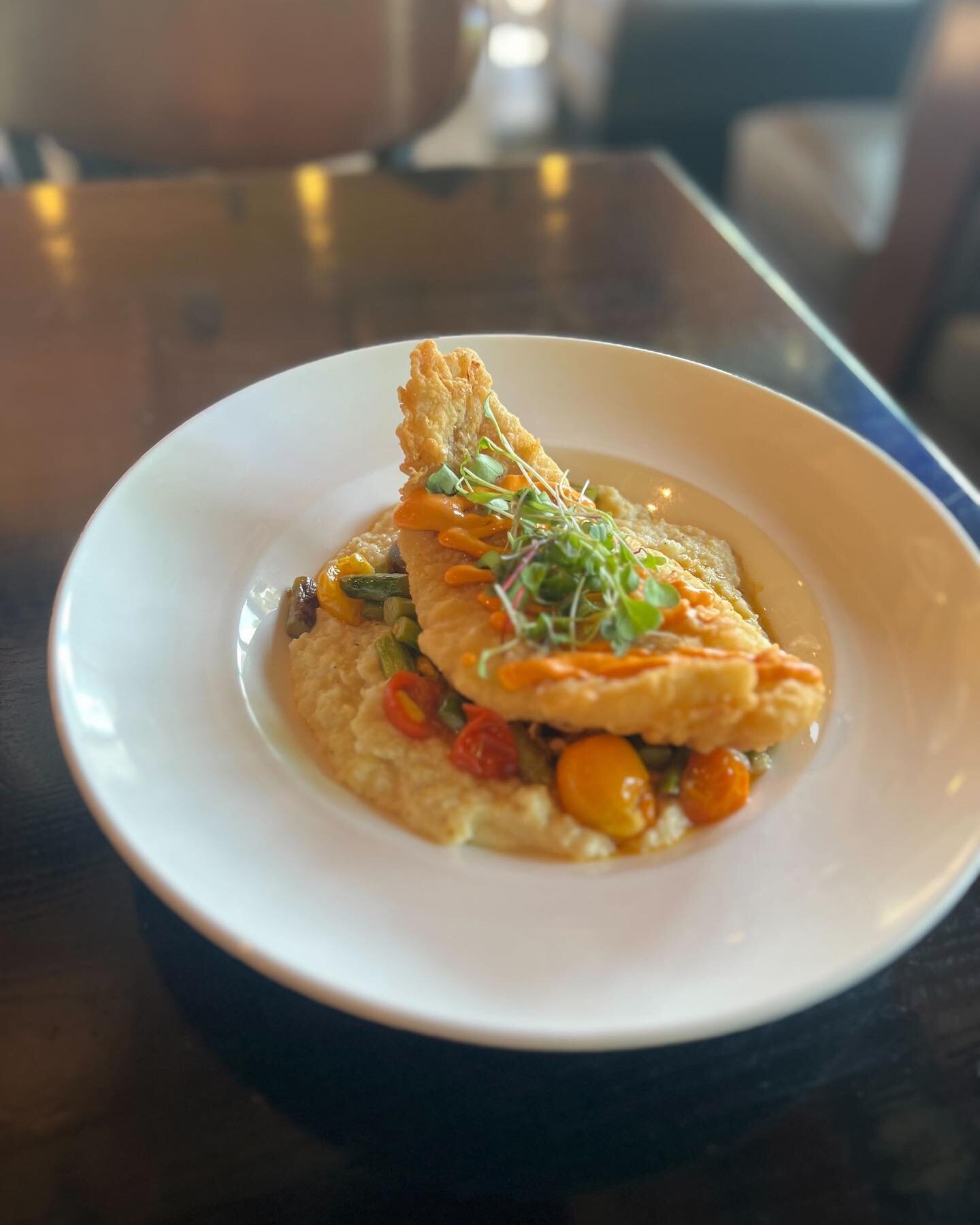 Fried catfish! 😌 Available at @rockwood_va 🤩this new menu item is ready to take your dining experience to new heights. Whether you're a loyal customer or new to our restaurant, we invite you to come and savor this exceptional creation that we're so