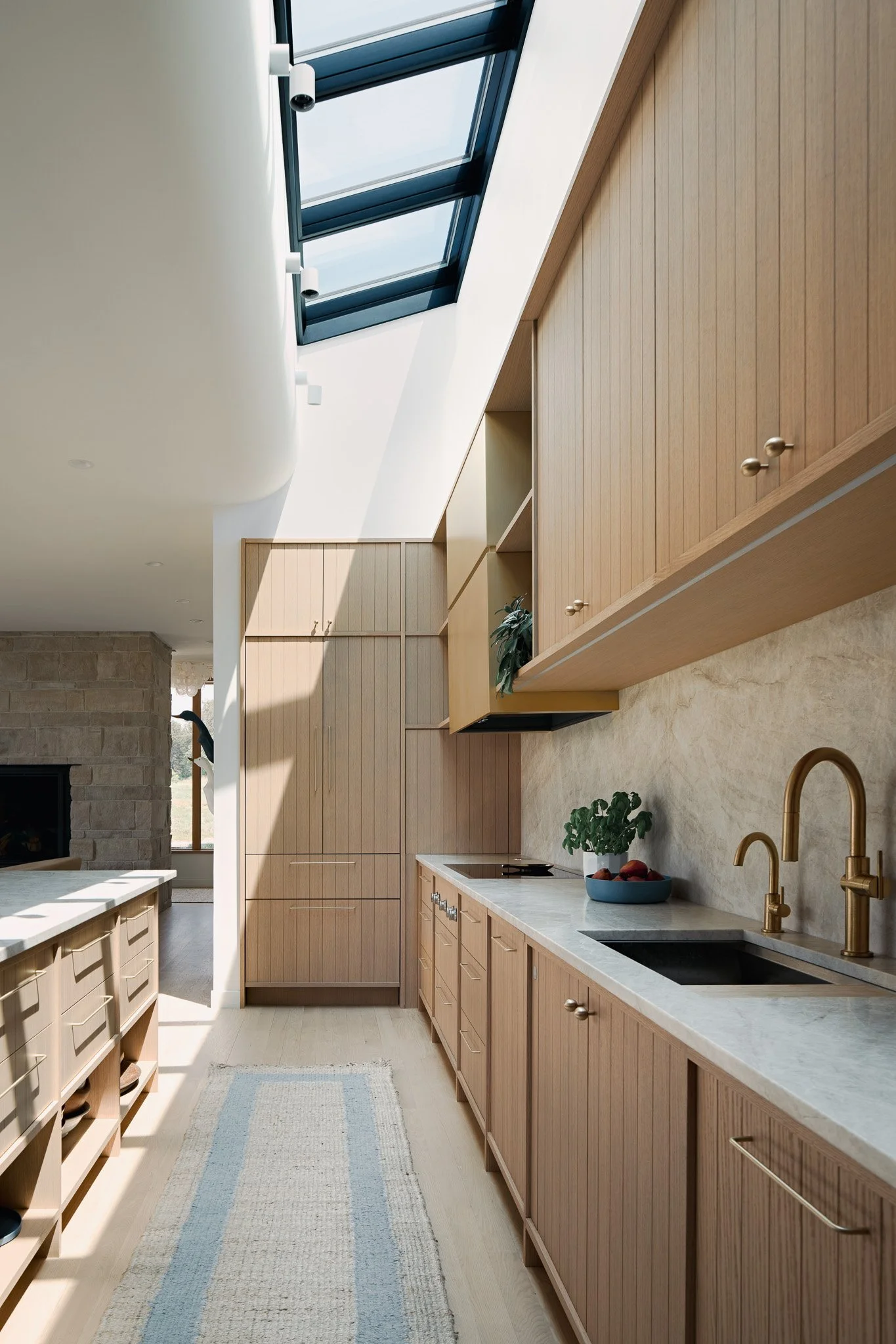 10_PLAAD_PL_RoundThreePhotography_KitchenSkylight.jpg