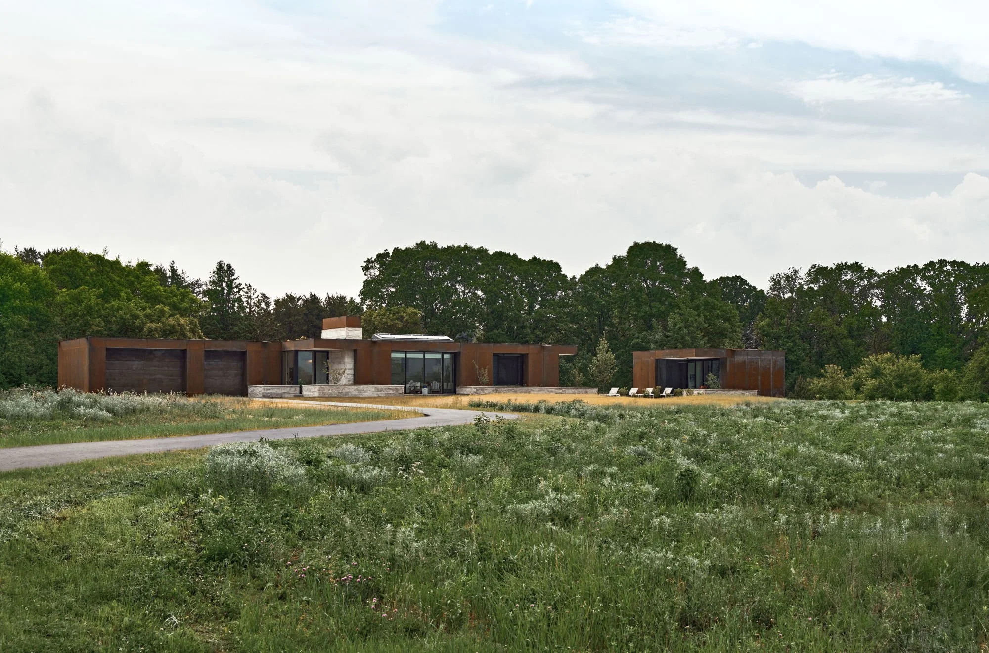 42_PLAAD_PL_RoundThreePhotography_ExteriorPrairie_DSC9820.jpg
