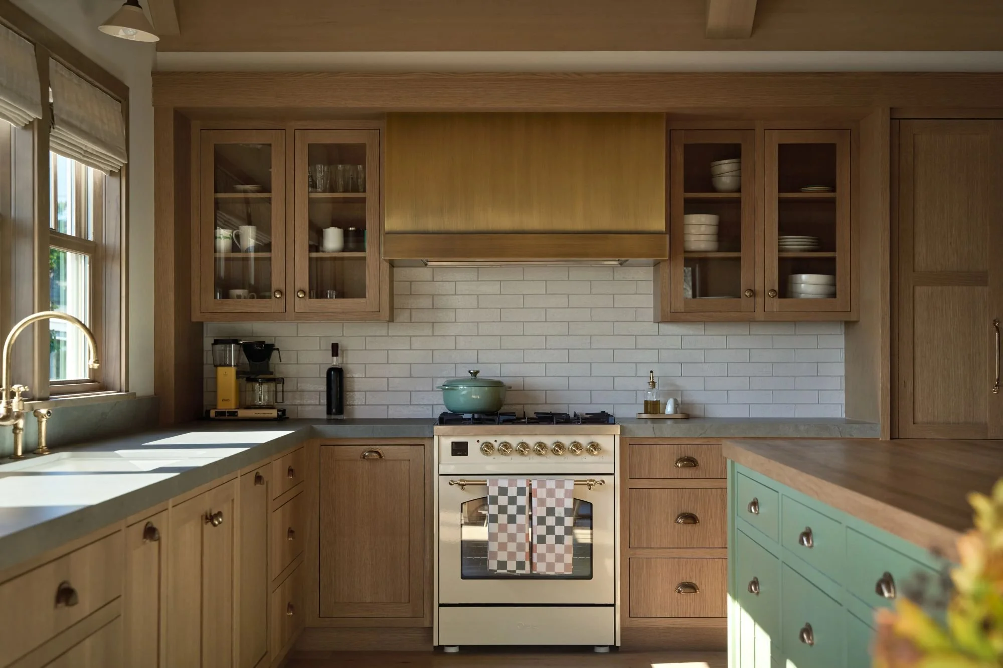 15_PLAAD_AC_RoundThreePhotography_KitchenRangeTight.jpg